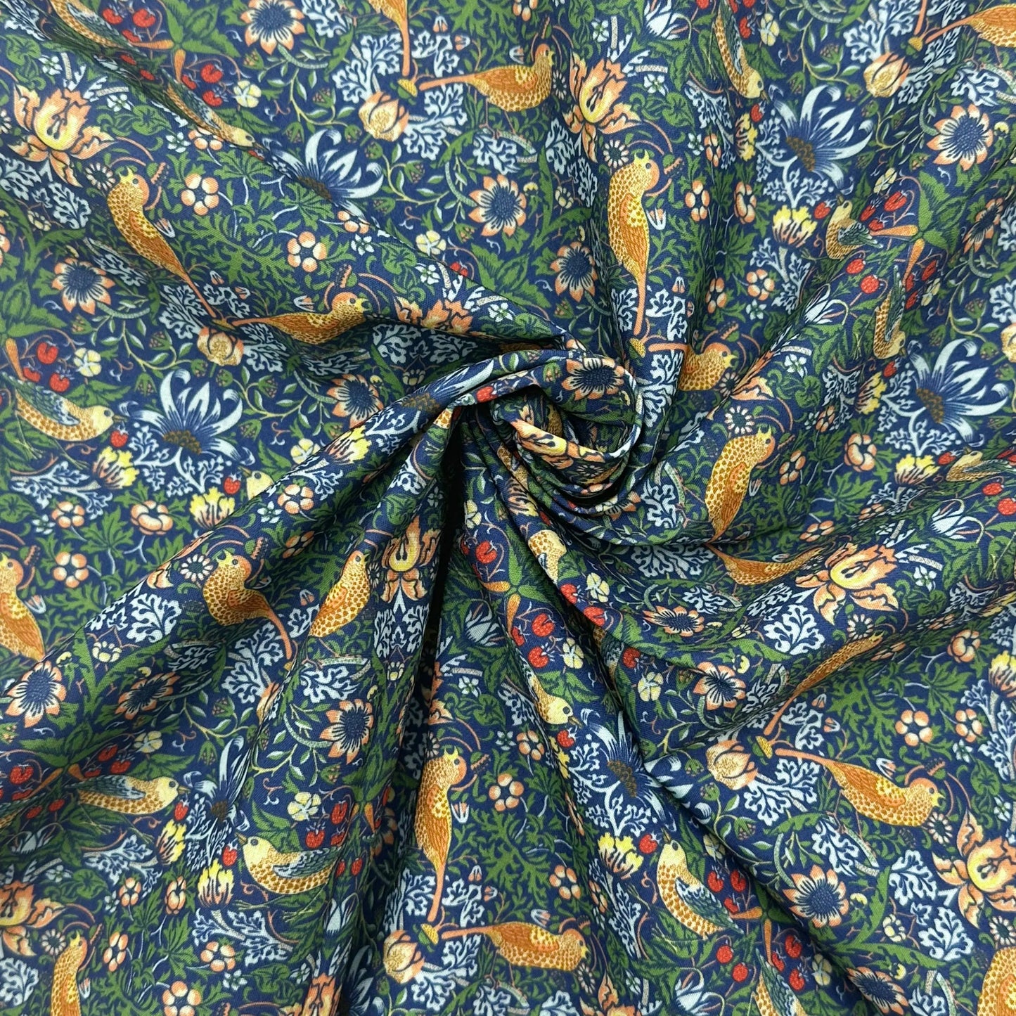 Polycotton Digital Print Fabric | 80% Polyester 20% Cotton 45" (115cm) Wide Lightweight Printed Fabric – Sold by the Meter