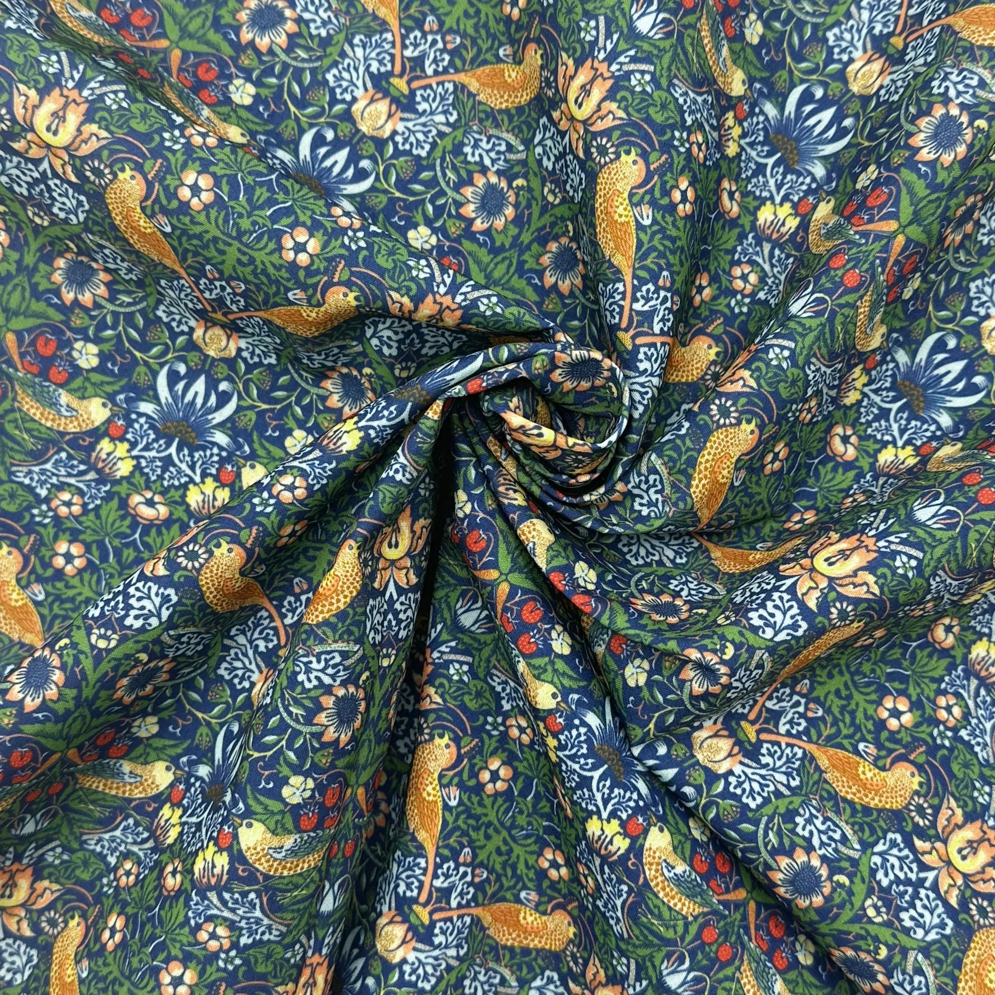Polycotton Digital Print Fabric | 80% Polyester 20% Cotton 45" (115cm) Wide Lightweight Printed Fabric – Sold by the Meter