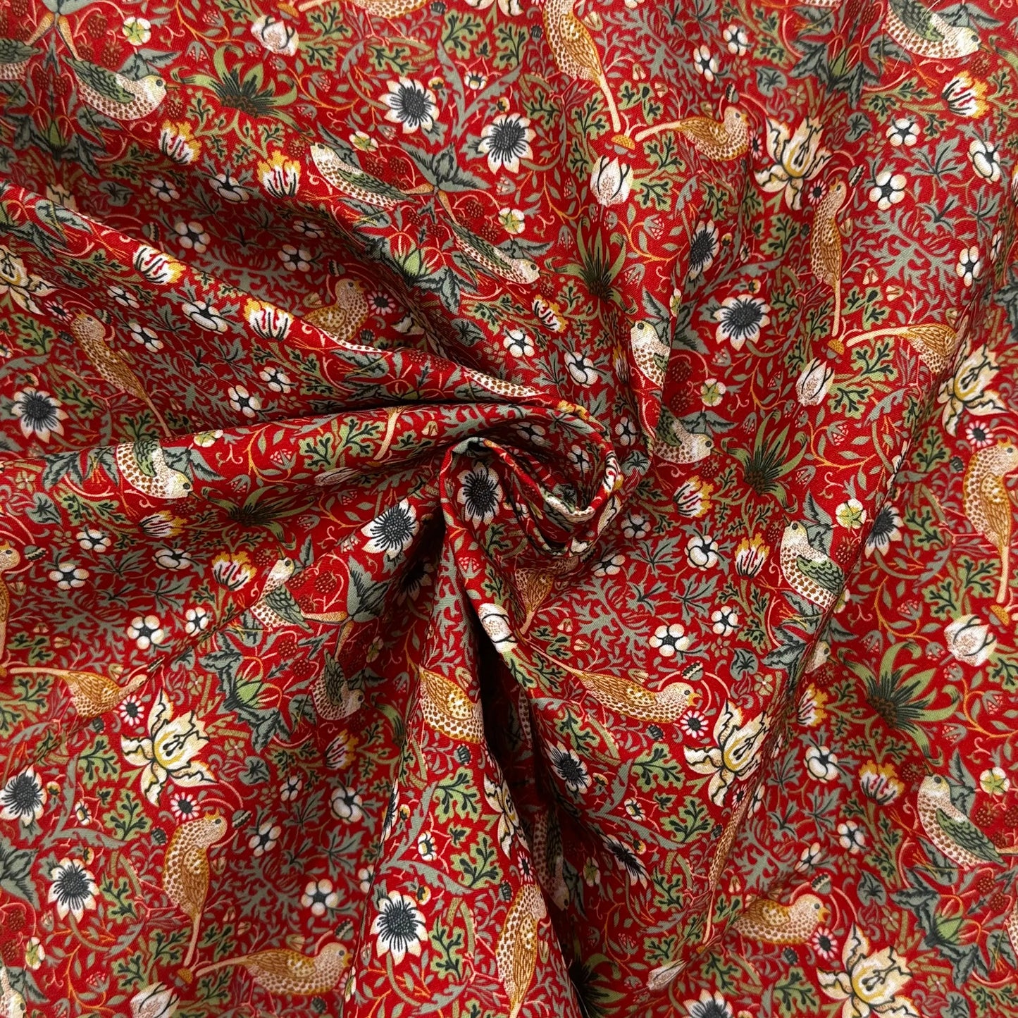 Polycotton Digital Print Fabric | 80% Polyester 20% Cotton 45" (115cm) Wide Lightweight Printed Fabric – Sold by the Meter