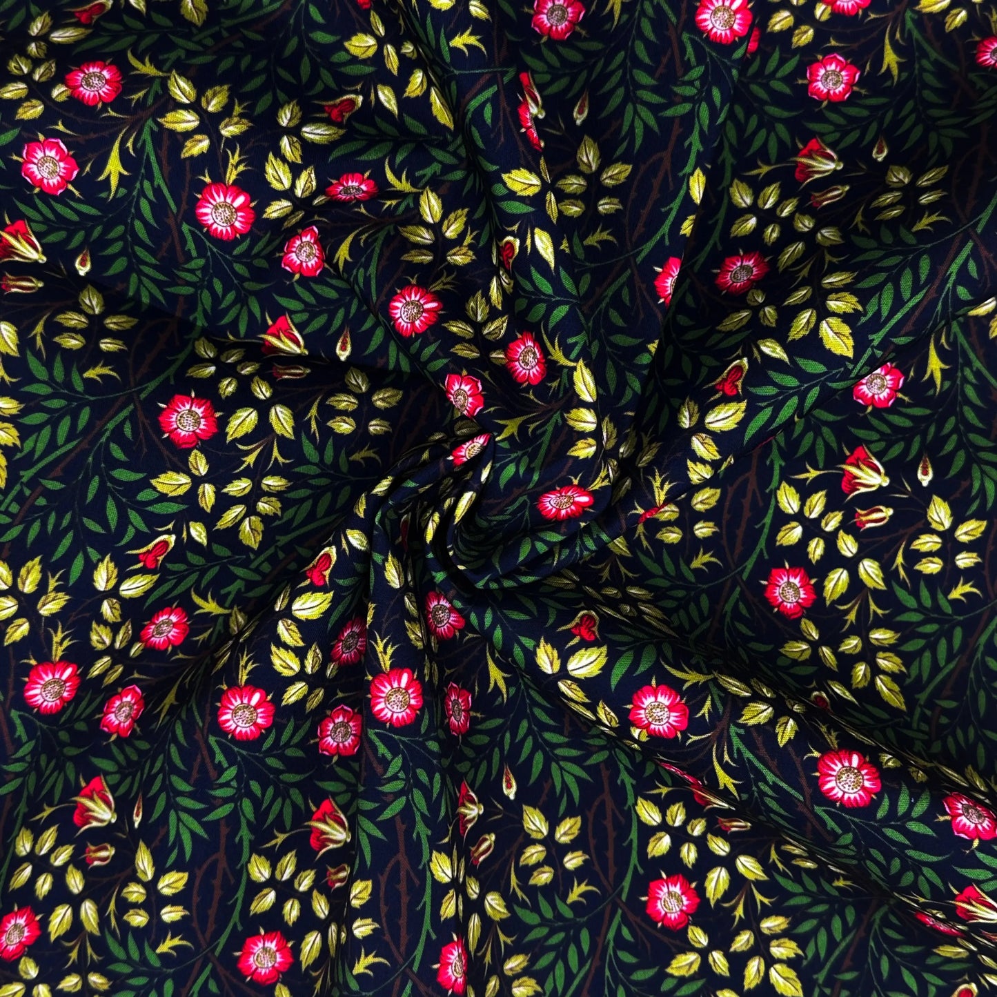 Polycotton Digital Print Fabric | 80% Polyester 20% Cotton 45" (115cm) Wide Lightweight Printed Fabric – Sold by the Meter