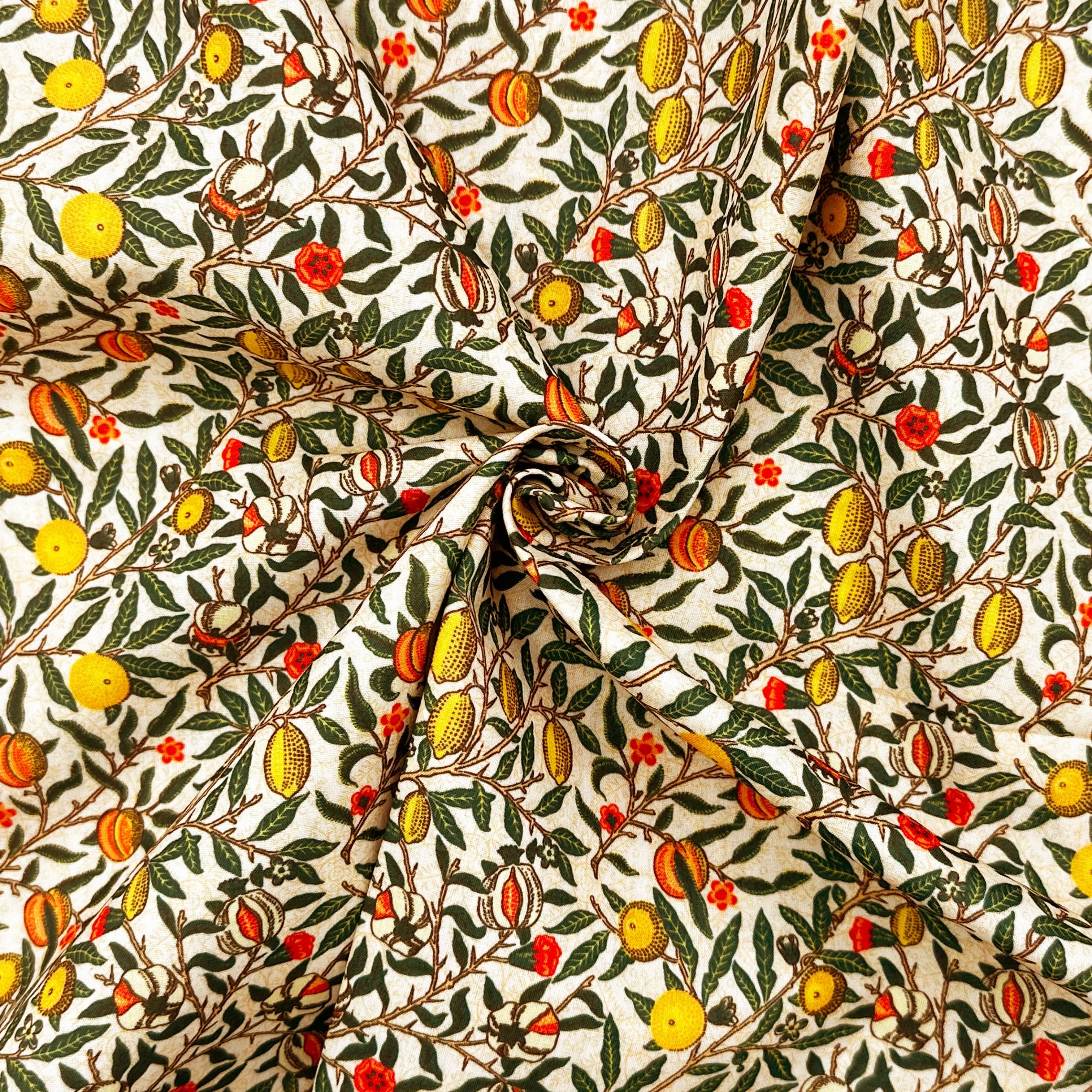 Polycotton Digital Print Fabric | 80% Polyester 20% Cotton 45