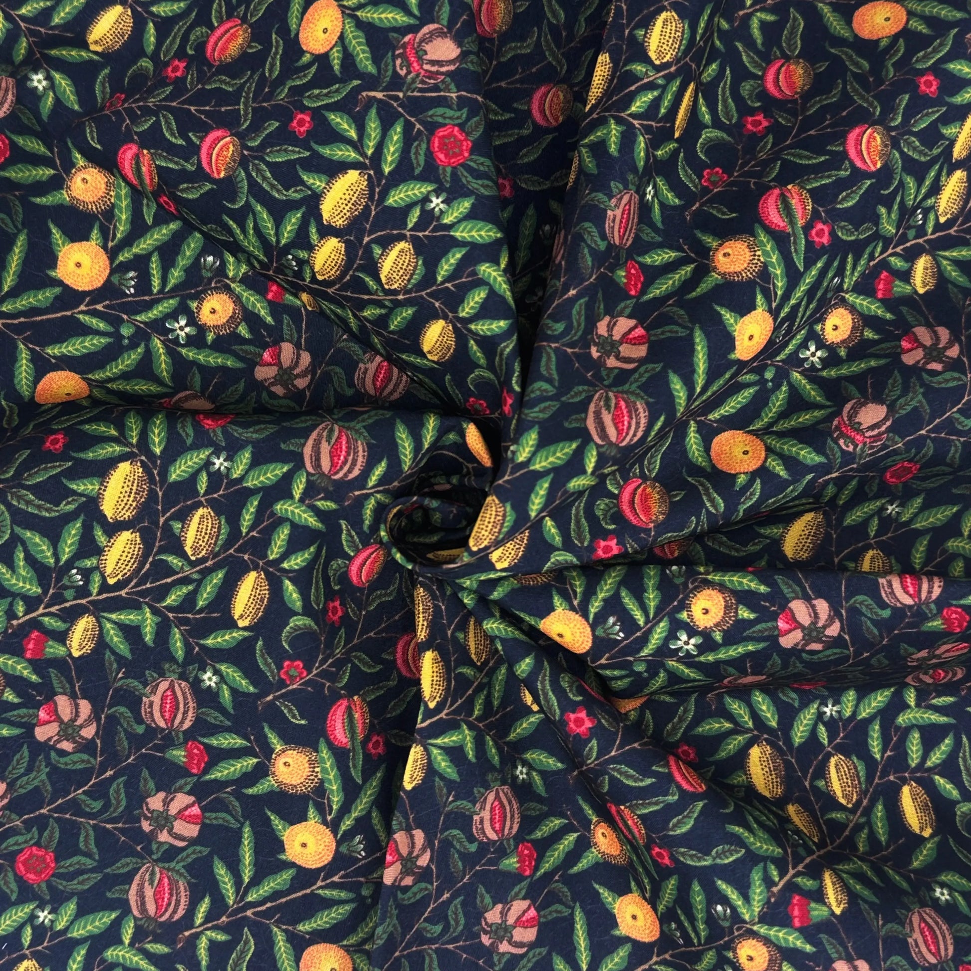 Polycotton Digital Print Fabric | 80% Polyester 20% Cotton 45" (115cm) Wide Lightweight Printed Fabric – Sold by the Meter