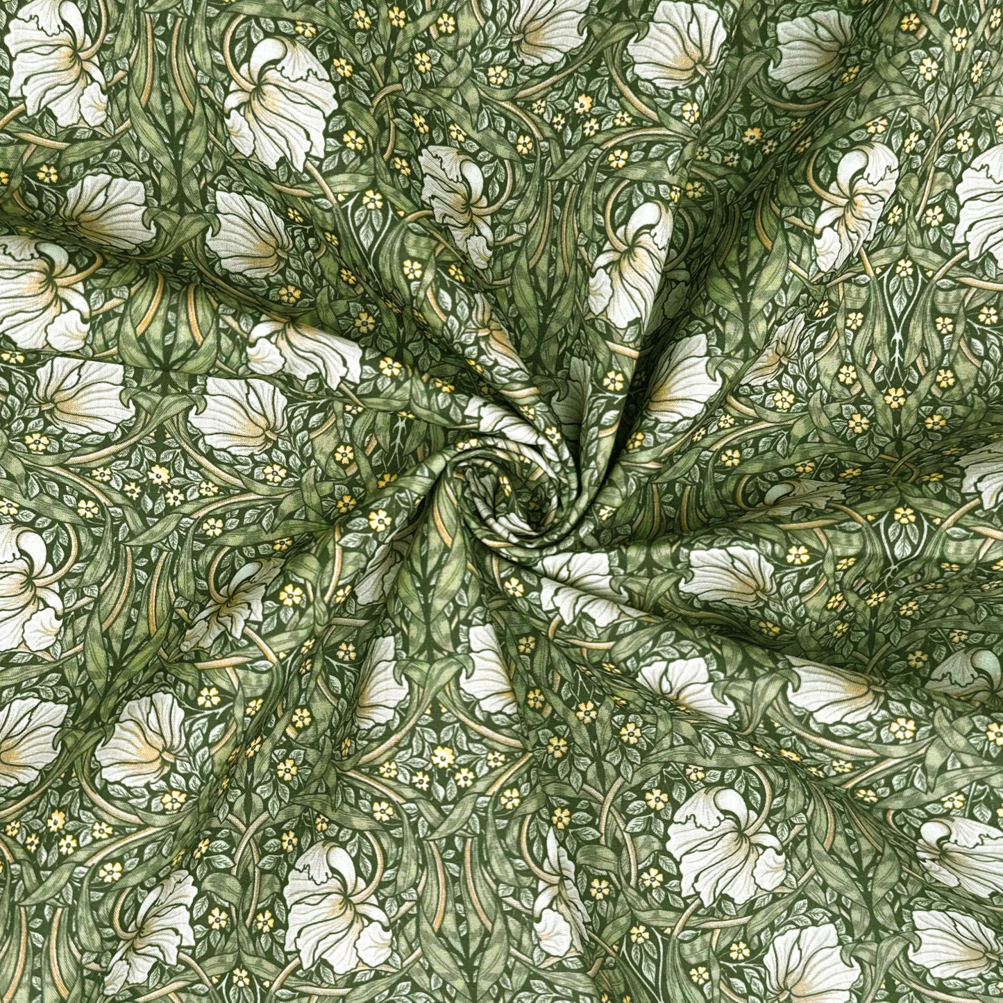 Polycotton Digital Print Fabric | 80% Polyester 20% Cotton 45" (115cm) Wide Lightweight Printed Fabric – Sold by the Meter
