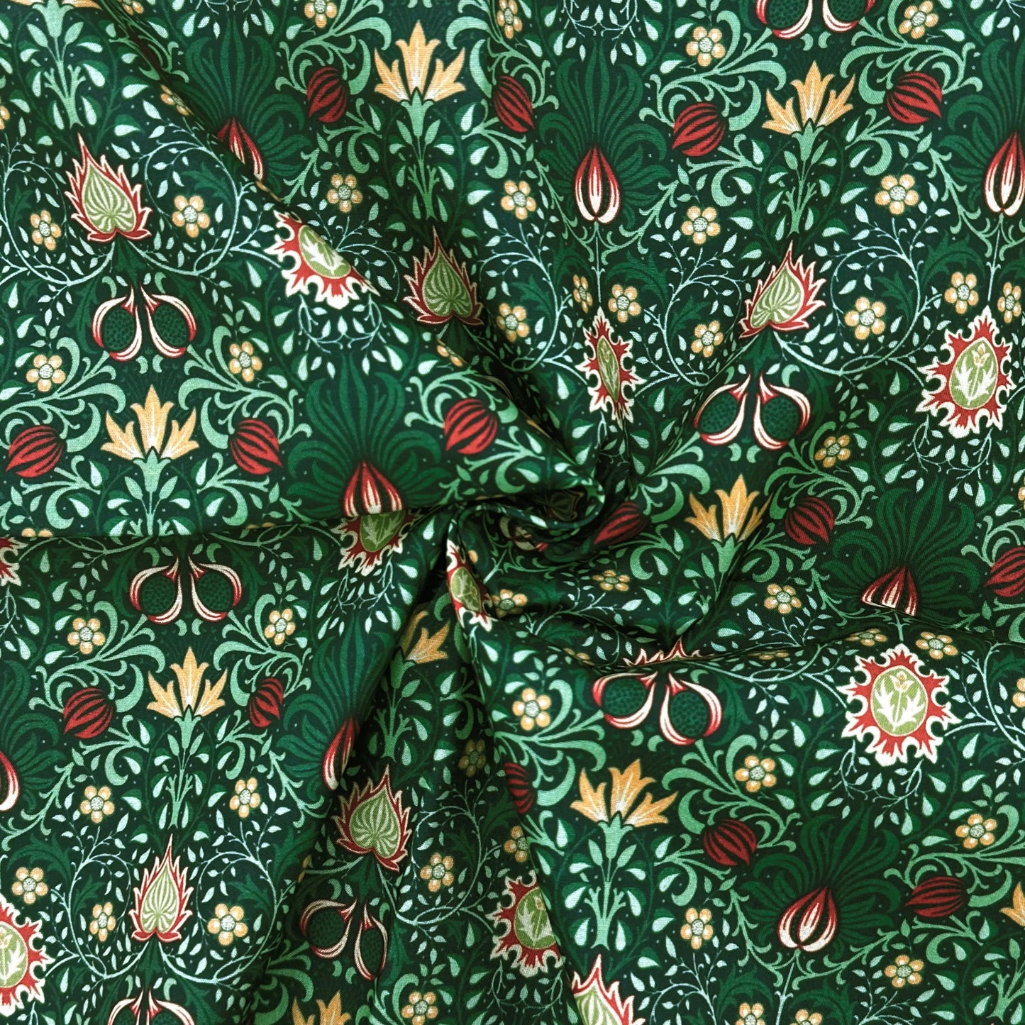Polycotton Digital Print Fabric | 80% Polyester 20% Cotton 45" (115cm) Wide Lightweight Printed Fabric – Sold by the Meter