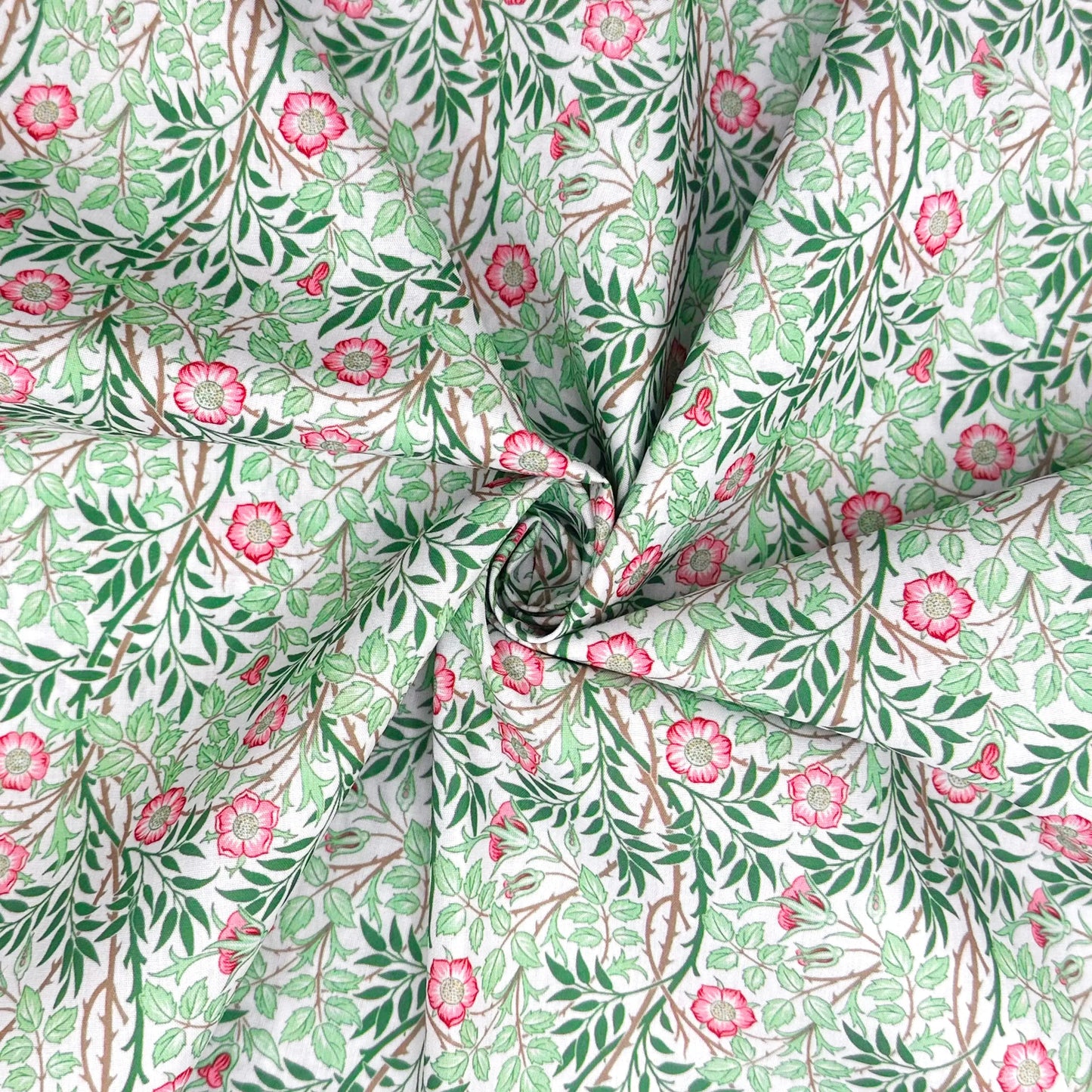 Polycotton Digital Print Fabric | 80% Polyester 20% Cotton 45" (115cm) Wide Lightweight Printed Fabric – Sold by the Meter