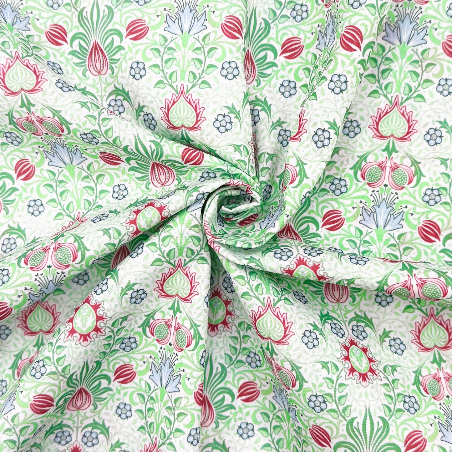Polycotton Digital Print Fabric | 80% Polyester 20% Cotton 45" (115cm) Wide Lightweight Printed Fabric – Sold by the Meter