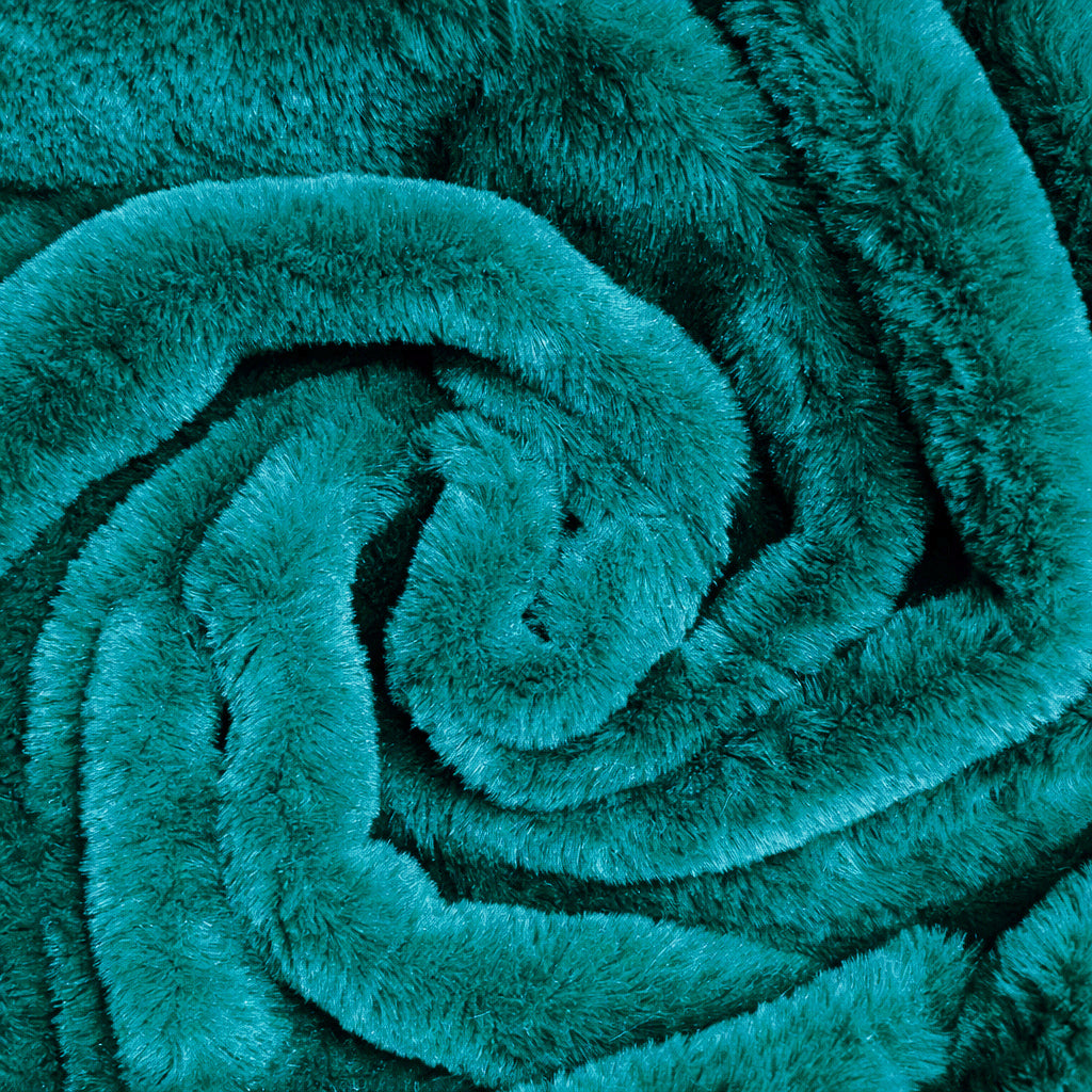 Luxury Plush Fur Fabric | Super Soft Faux Fur 59