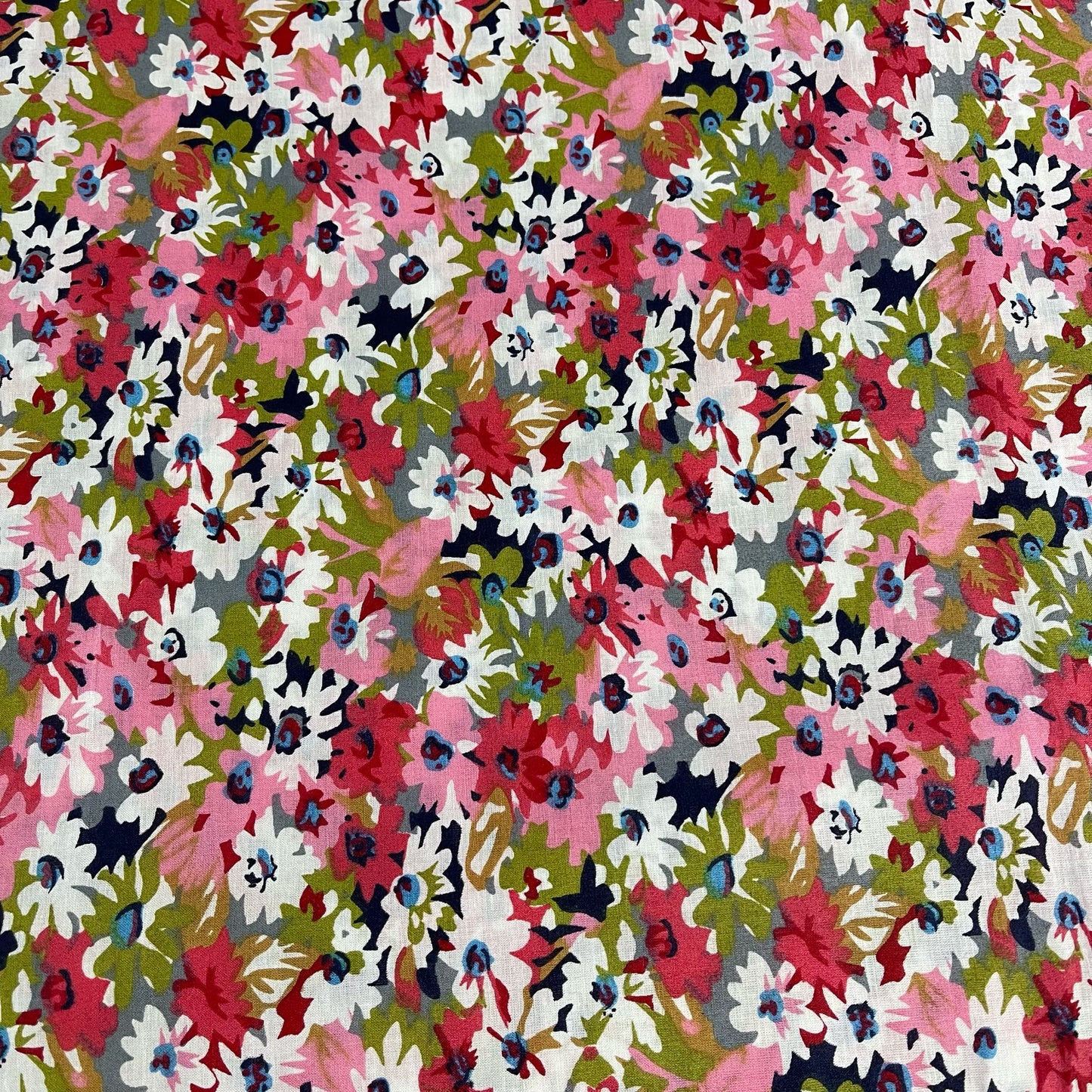 FLORAL COTTON POPLIN FABRIC Rose & Hubble Roses Ditsy Flower MATERIAL 58" Meter