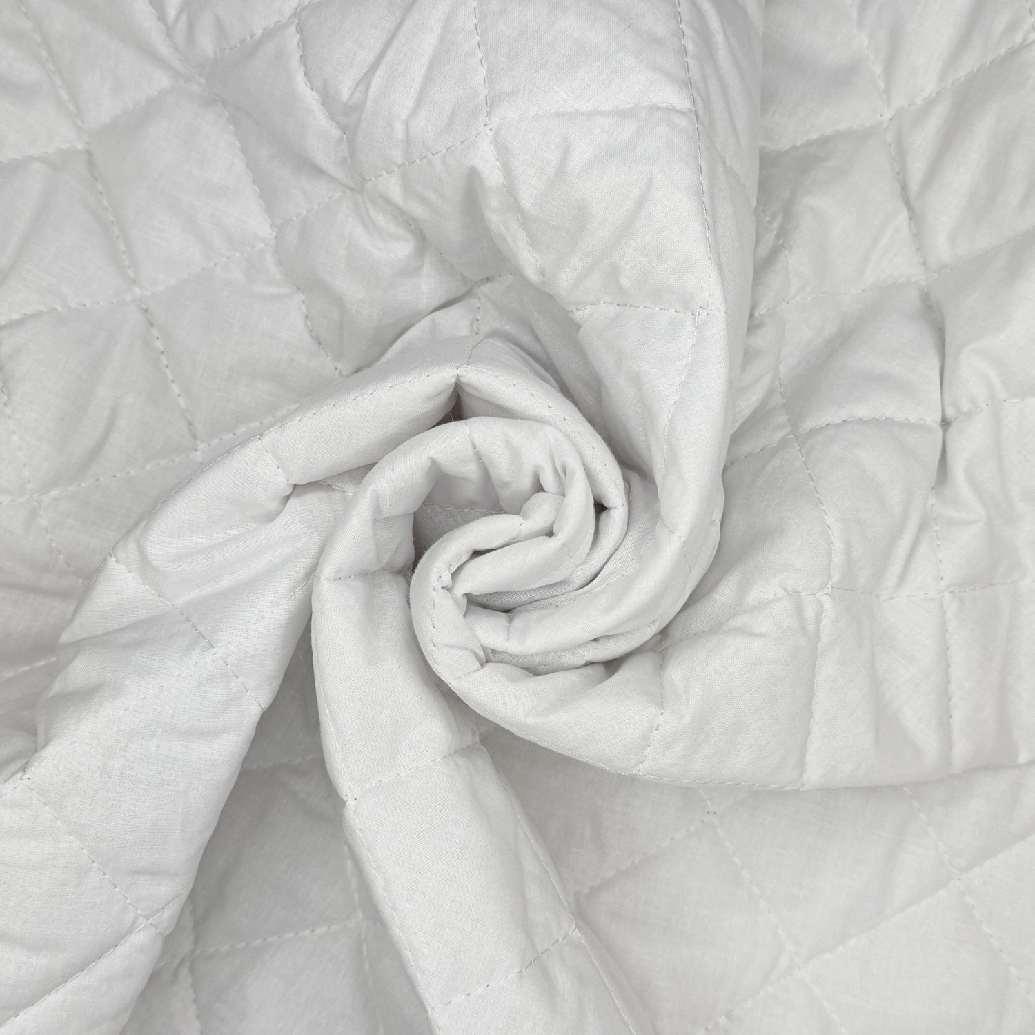 Quilted Polycotton Fabric | Diamond Quilted 45