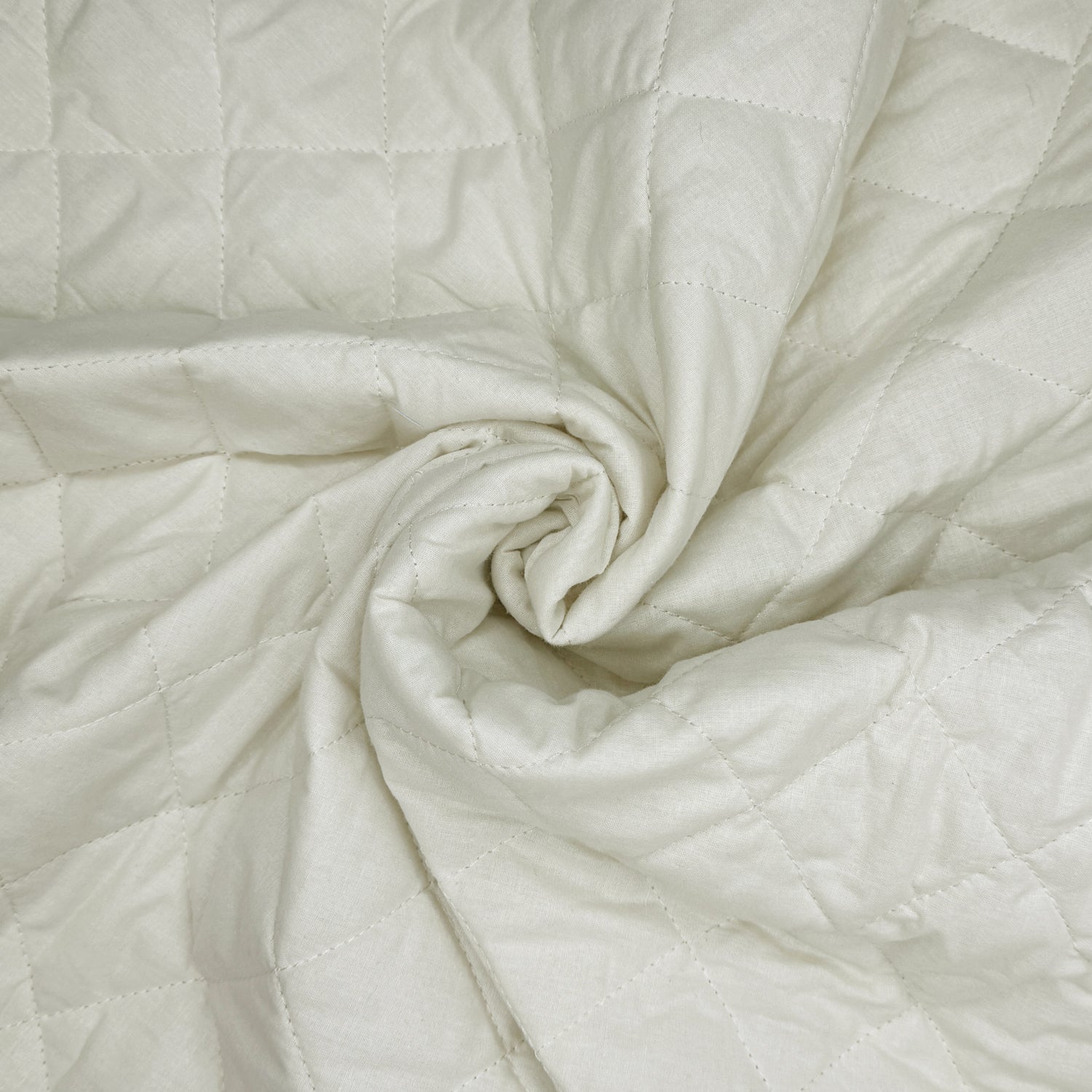 Quilted Polycotton Fabric | Diamond Quilted 45