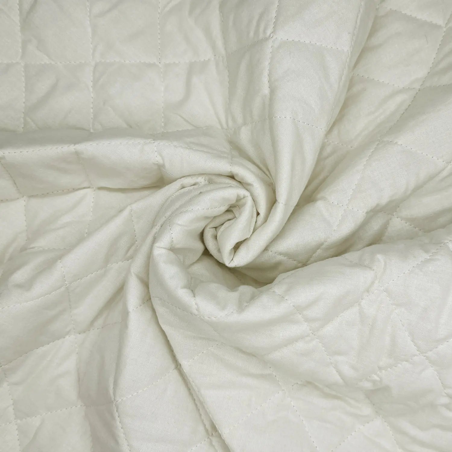 Quilted Polycotton Fabric | Diamond Quilted 45" (115cm) Wide with 2oz Wadding – Sold by the Meter