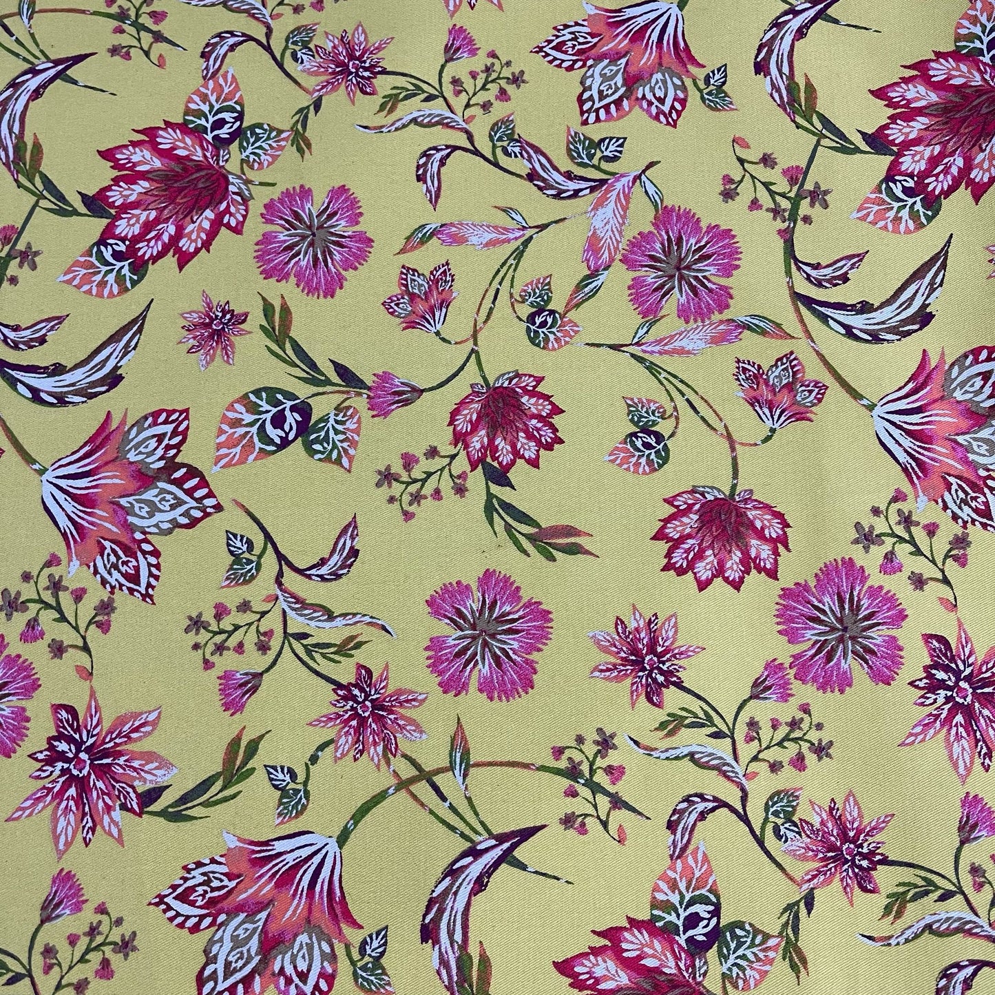 FLORAL COTTON POPLIN FABRIC Rose & Hubble Roses Ditsy Flower MATERIAL 58" Meter