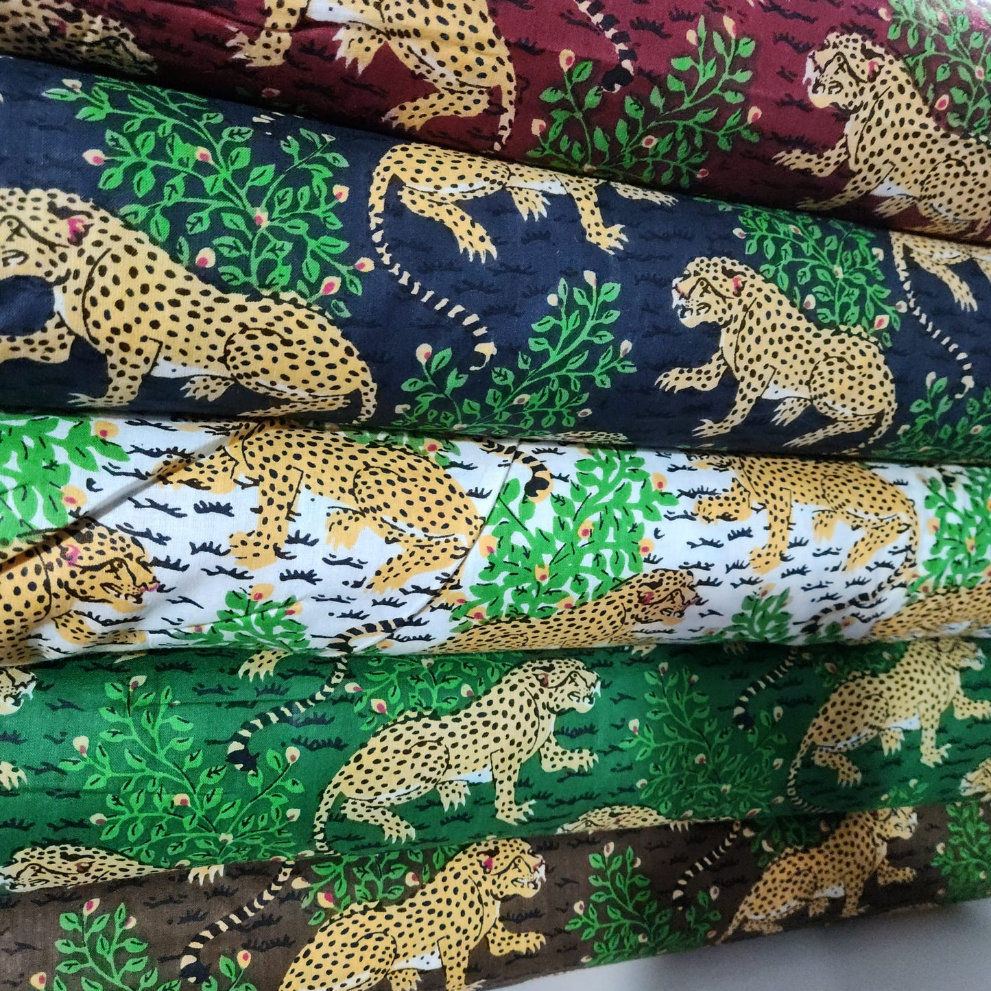 100 % Cotton Jungle Cats Leopards Tropical Jungle Material Dress Craft Quilting Fabric 44" Wide