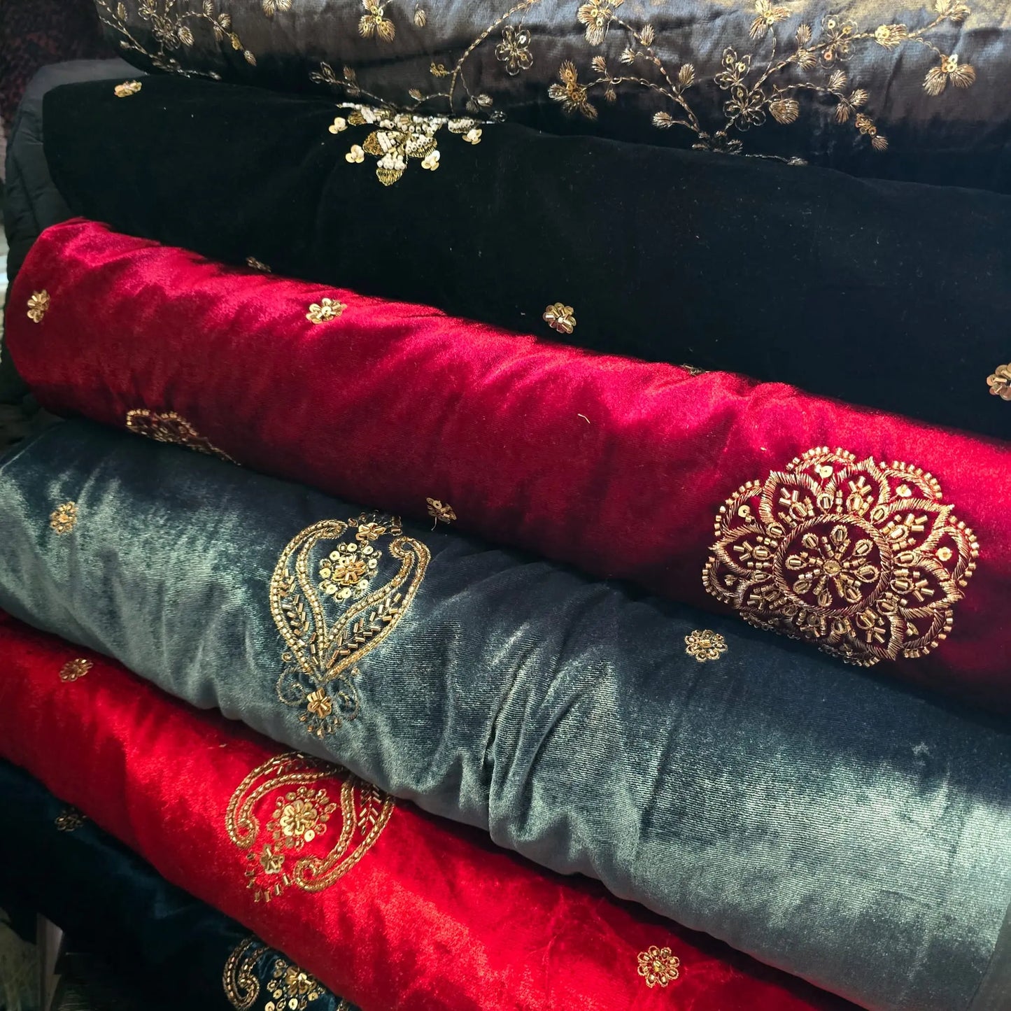 Hand Embroidery Silk Velvet Fabric Dress Craft Costume Quilting Material 44" Wide By The Meter