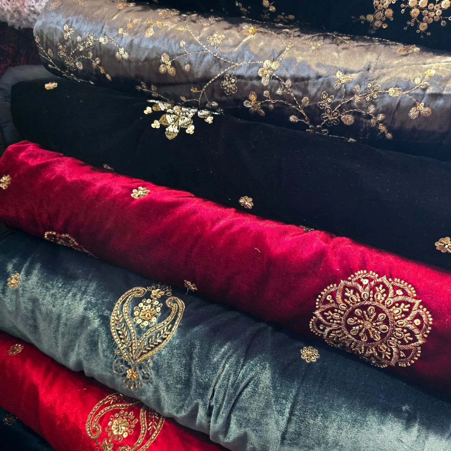 Hand Embroidery Silk Velvet Fabric Dress Craft Costume Quilting Material 44" Wide By The Meter