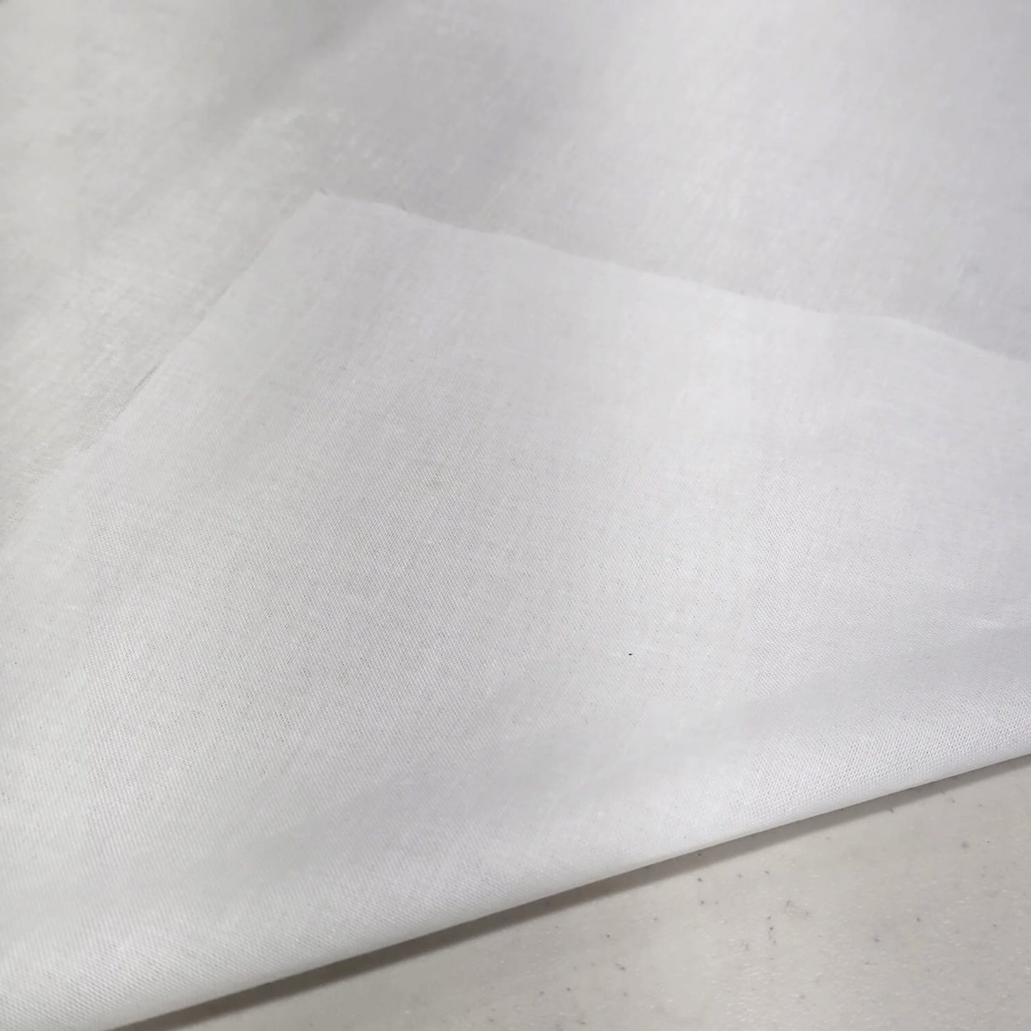 100% Cotton White / Black Woven Iron-On Fusible Interfacing Fabric 90cm By Meter