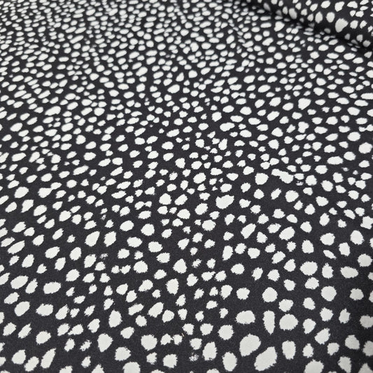 Black & White / Abstract Spot