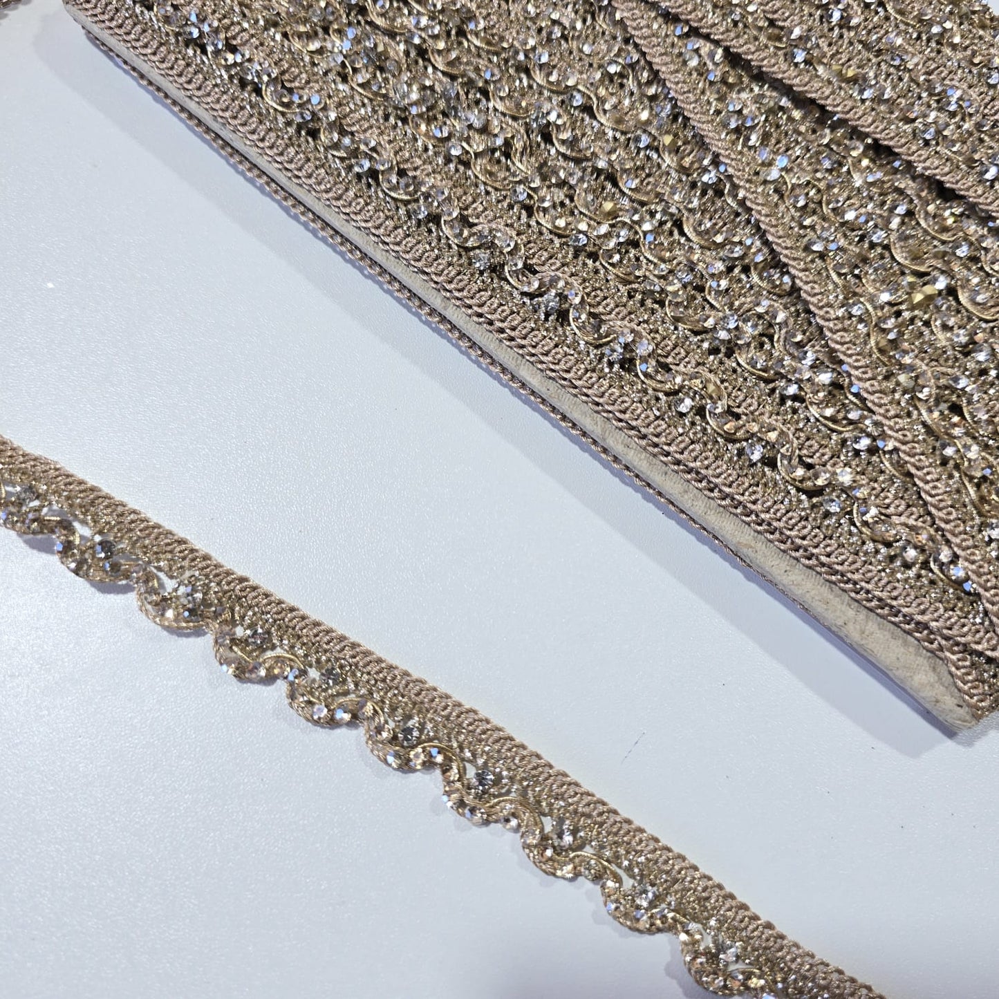 Luxury Embroidered Lace Trim Decorative Border for Bridal, Saree & Dressmaking by 9 Metres