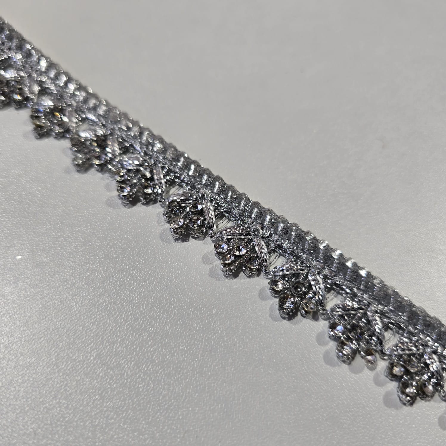 Luxury Embroidered Lace Trim Decorative Border for Bridal, Saree & Dressmaking by 9 Metres