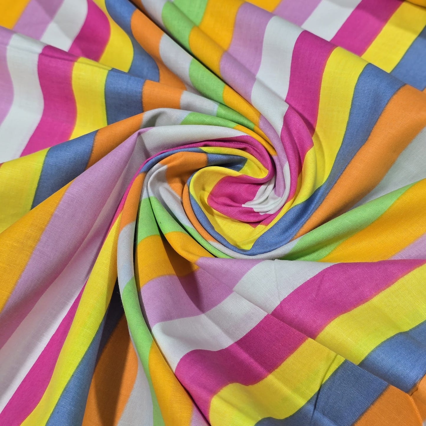 Premium 100% Cotton Lawn Fabric – 58" (147cm) Wide by the Metre