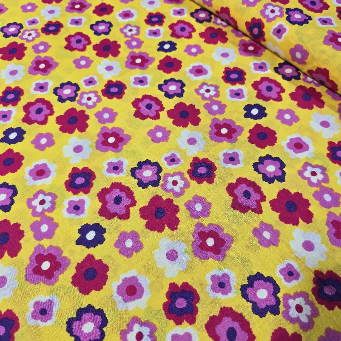 Premium 100% Cotton Lawn Fabric – 58" (147cm) Wide by the Metre