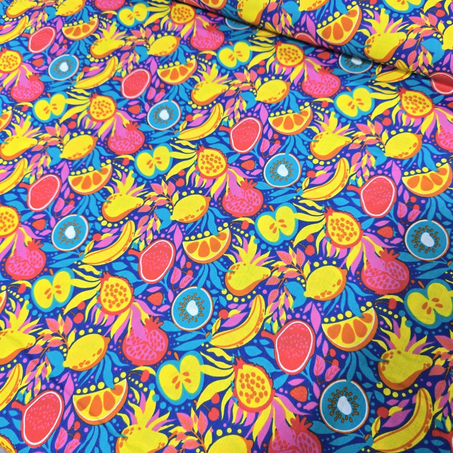 Premium 100% Cotton Lawn Fabric – 58" (147cm) Wide by the Metre