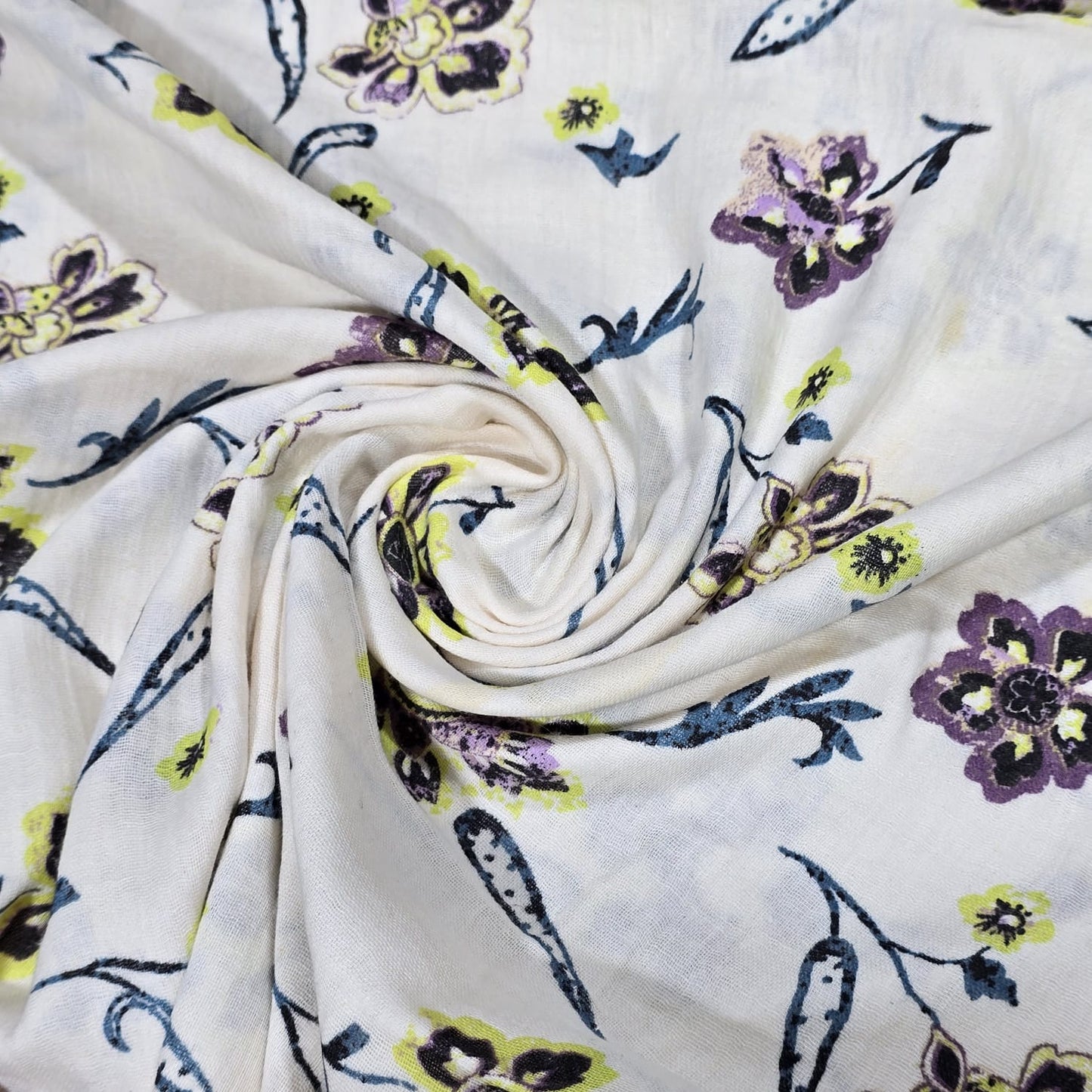 Premium 100% Cotton Lawn Fabric – 58" (147cm) Wide by the Metre