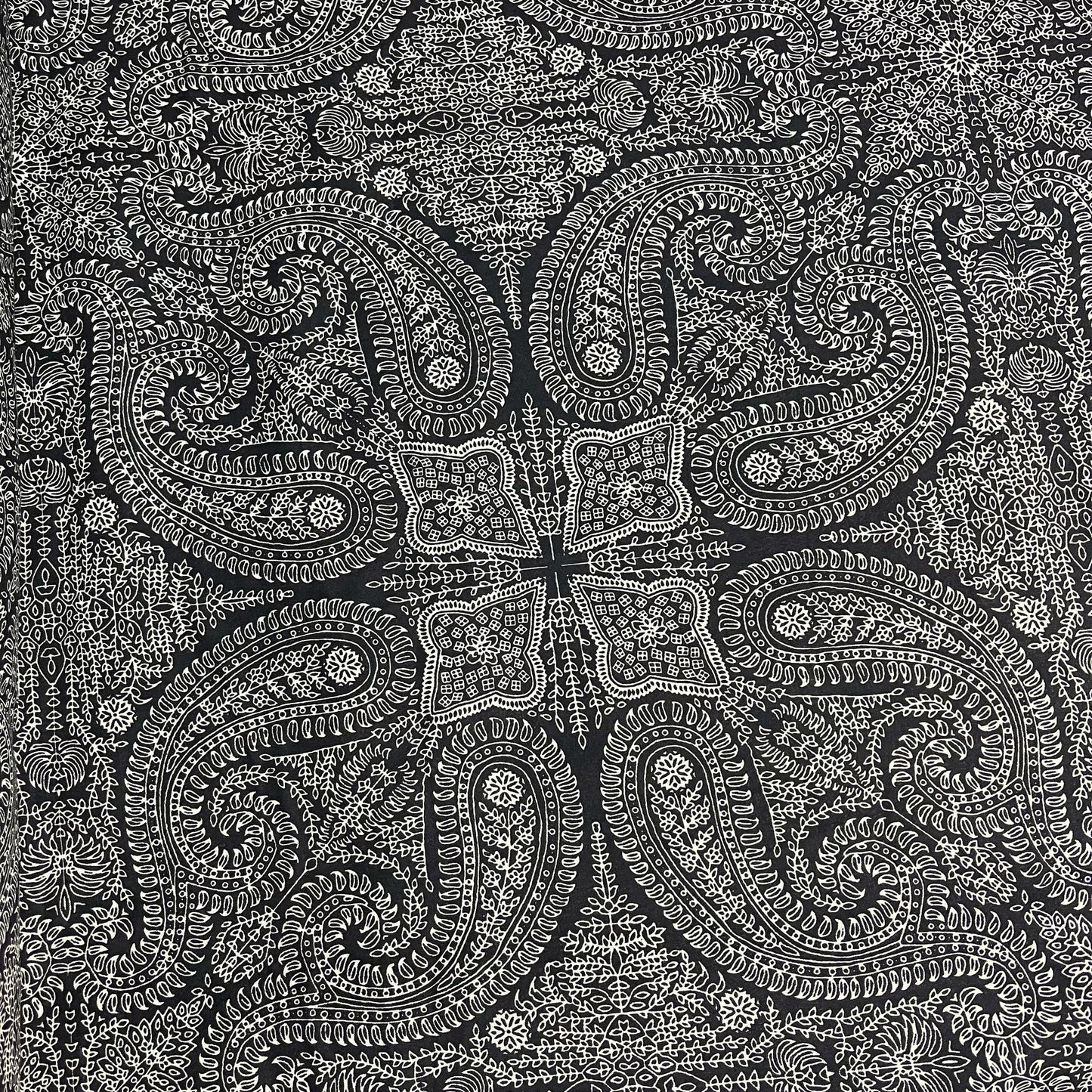 Floral 100% Cotton Fabric Paisley Dress Craft Costume Quilting Material 44"