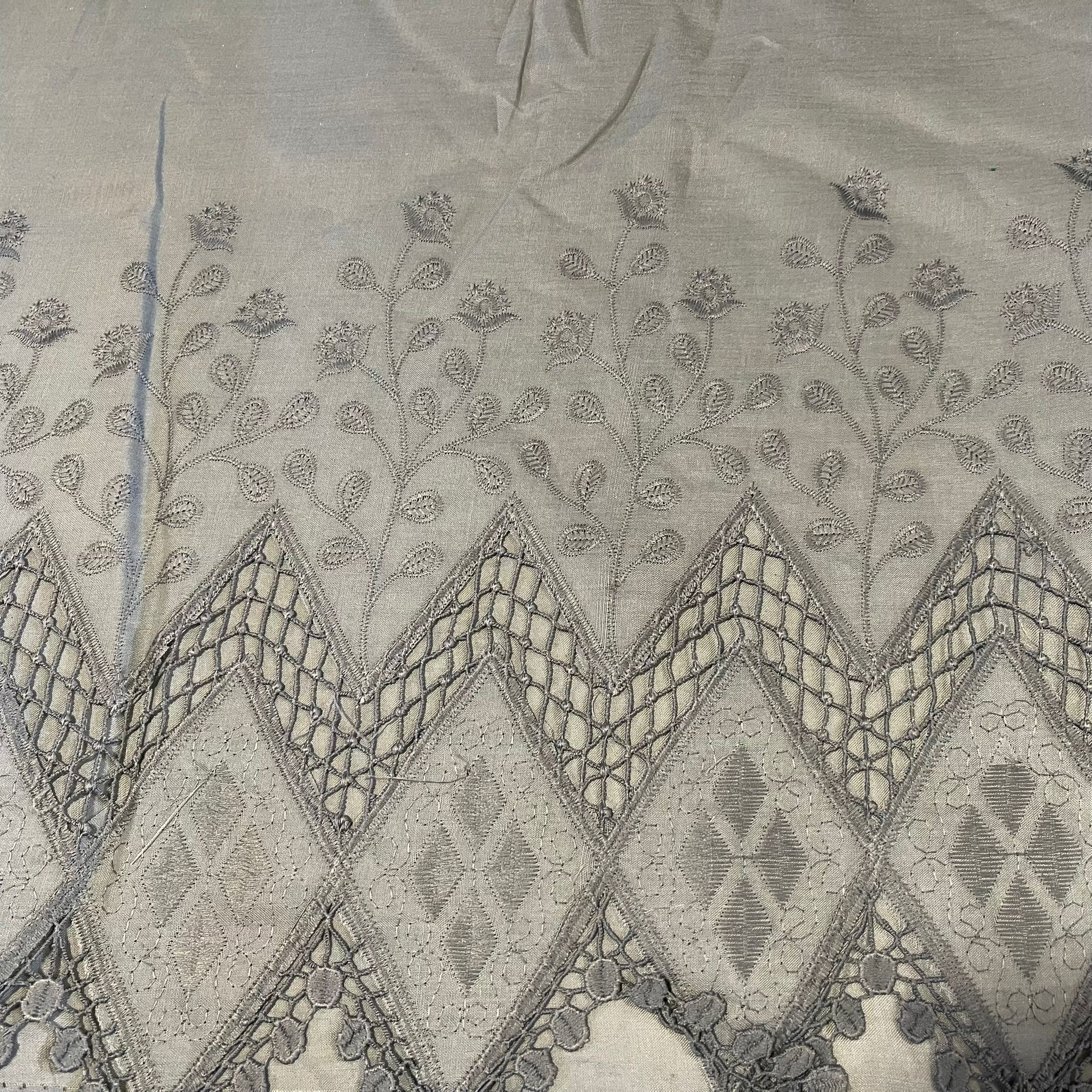 Cotton Floral Embroidery Fabric – Broderie Anglaise Lace Dress & Craft Material, 44