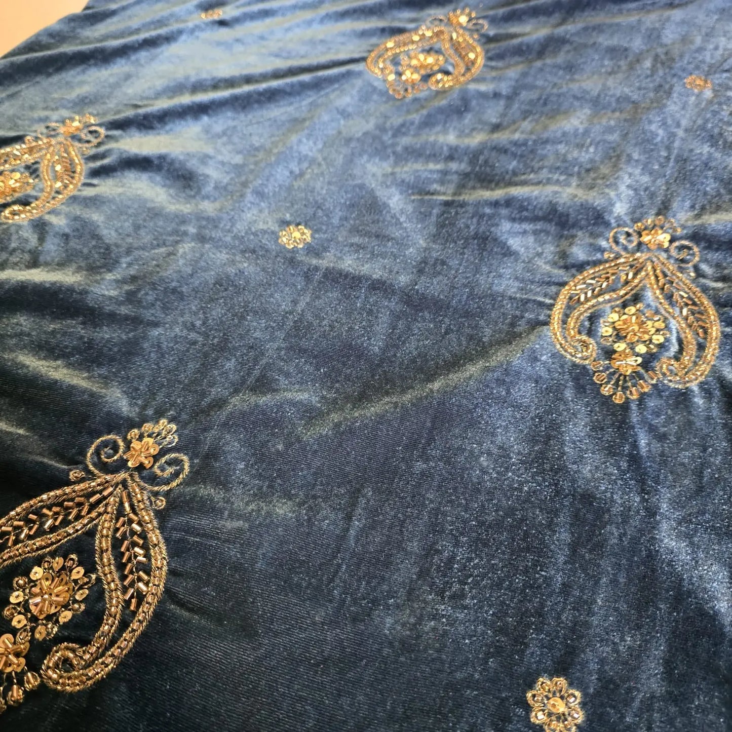 Hand Embroidery Silk Velvet Fabric Dress Craft Costume Quilting Material 44" Wide By The Meter