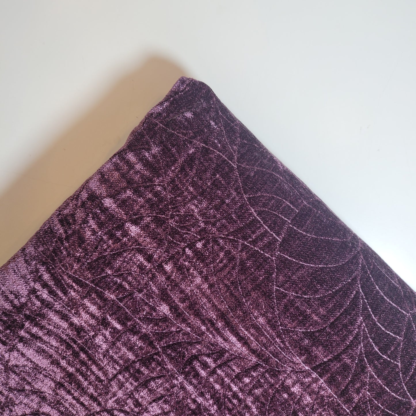 Ex-Designer Stock Upholstery Fabrics – 58" Wide Premium Chenille, Velvet, Linen & Tweed for Soft Furnishing & Crafts
