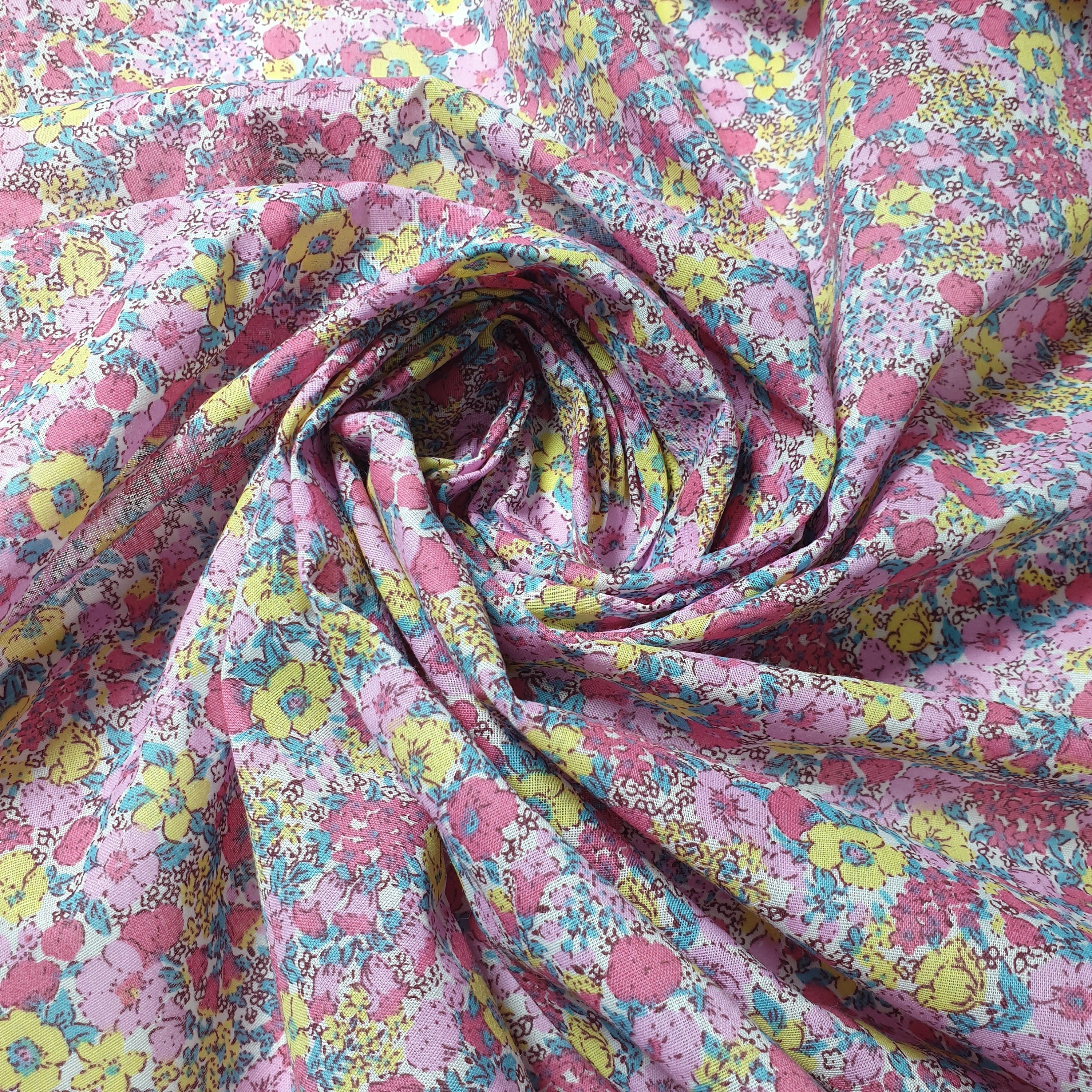 Printed Polycotton Fabric – 44
