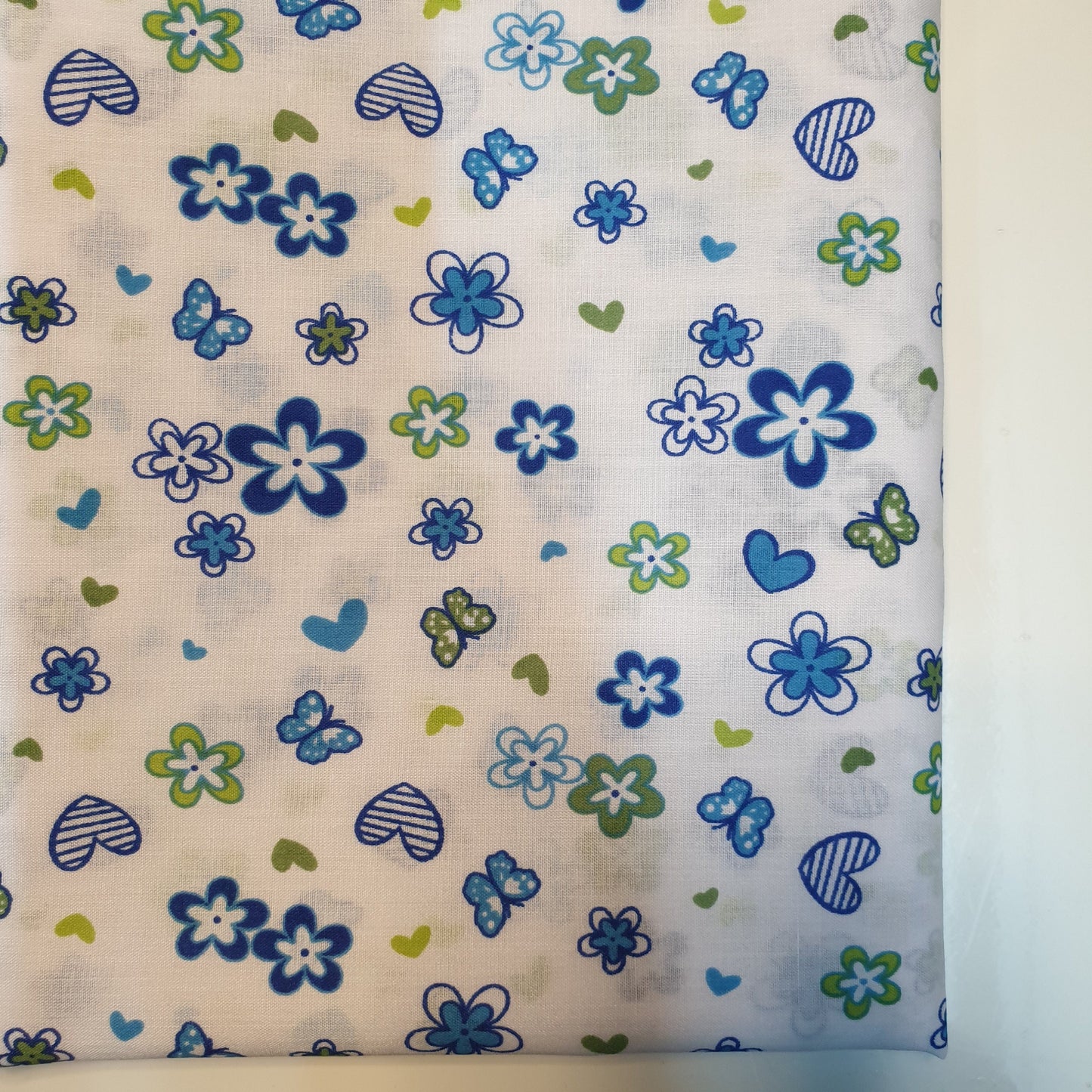 Floral Ditsy Print Polycotton Fabric – White Base – 112cm (44") Wide – Craft & Dress Fabric – Sold by the Meter