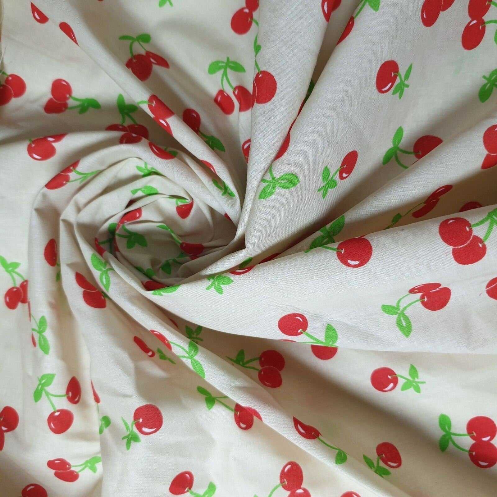 Printed Polycotton Fabric – 44