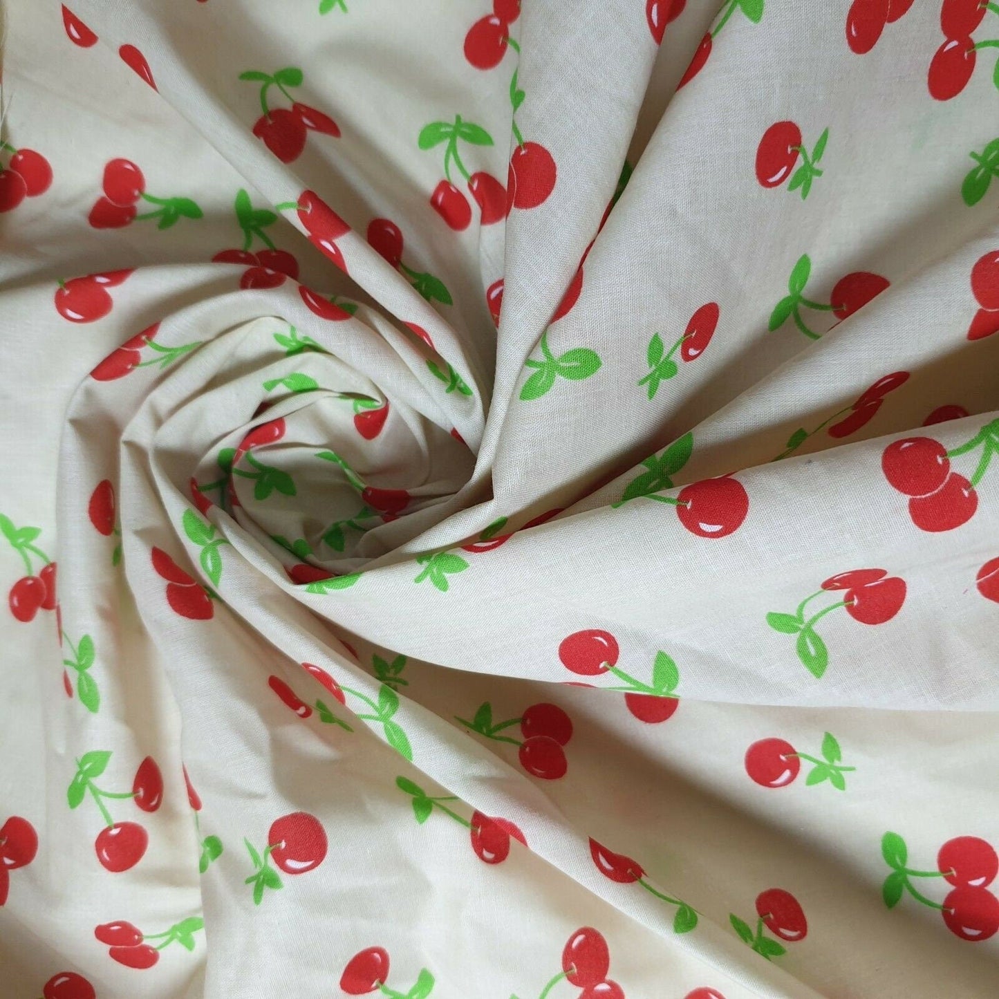 Printed Polycotton Fabric – 44" Wide – Floral, Animal, Nautical, Stars, Stripes, Fruit & Seasonal Craft Material by the Metre