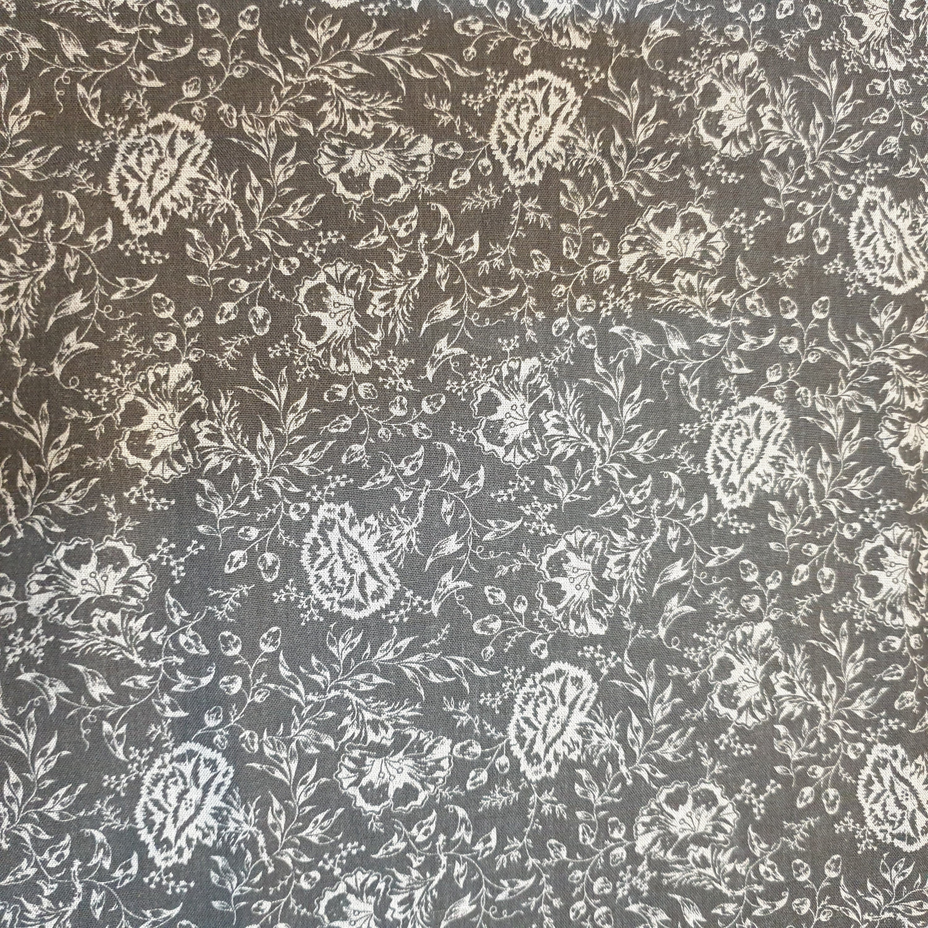 Floral Polycotton Fabric – 44
