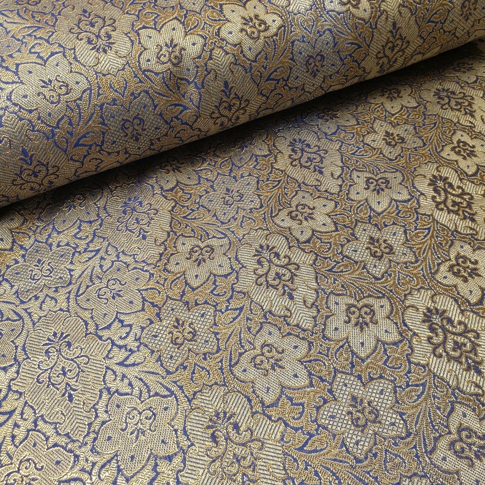 Indian Jacquard Banarasi Brocade Fabric – 44