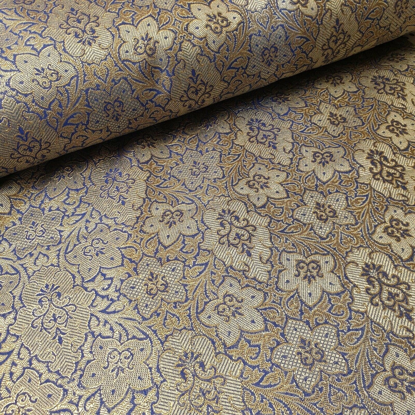 Indian Jacquard Banarasi Brocade Fabric – 44" Wide Print for Dress, Craft & Décor by the Metre
