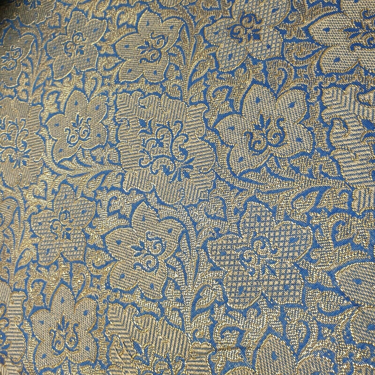 Indian Jacquard Banarasi Brocade Fabric – 44" Wide Print for Dress, Craft & Décor by the Metre
