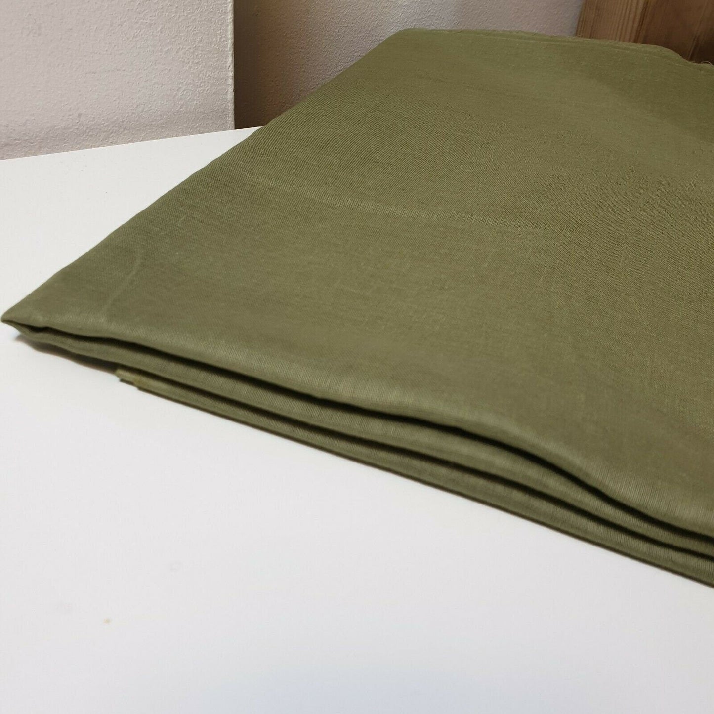 100% Cotton Voile / Rubia Cambric Mercerised Fabric – 90 cm Wide Plain Material for Dressmaking, Lining & Crafts