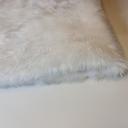 Fun Faux Fur Fabric – Soft Luxury Short Pile Furry Material for Crafts, Costumes & Décor by the Metre