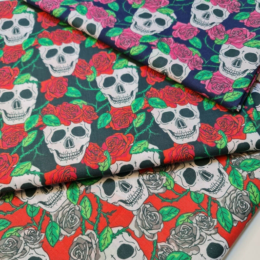 Skulls & Roses Polycotton Fabric – 44" Wide Soft Spooky Craft & Dress Material by the Metre