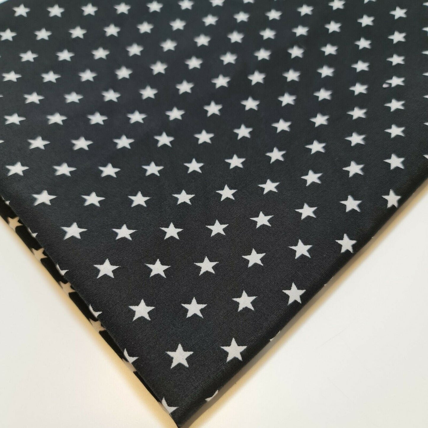 Printed Polycotton Fabric – 44" Wide – Floral, Animal, Nautical, Stars, Stripes, Fruit & Seasonal Craft Material by the Metre