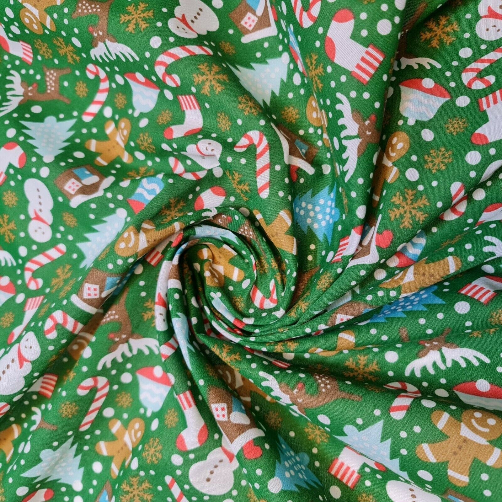 Christmas Festive Polycotton Print Fabric – 44