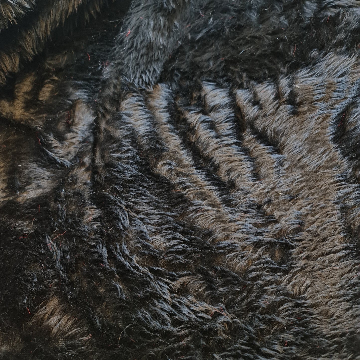 Fun Faux Fur Fabric – Soft Luxury Short Pile Furry Material for Crafts, Costumes & Décor by the Metre