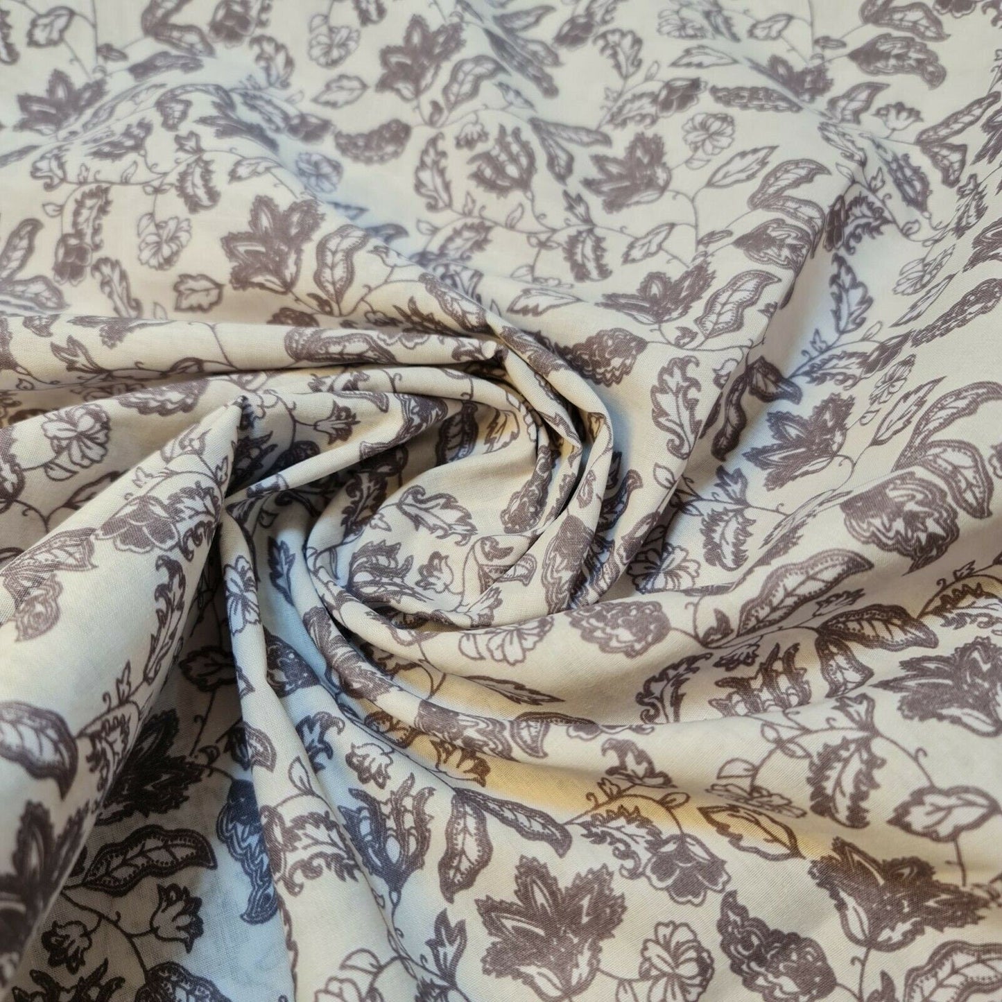Printed Polycotton Fabric – 44" Wide – Floral, Animal, Nautical, Stars, Stripes, Fruit & Seasonal Craft Material by the Metre