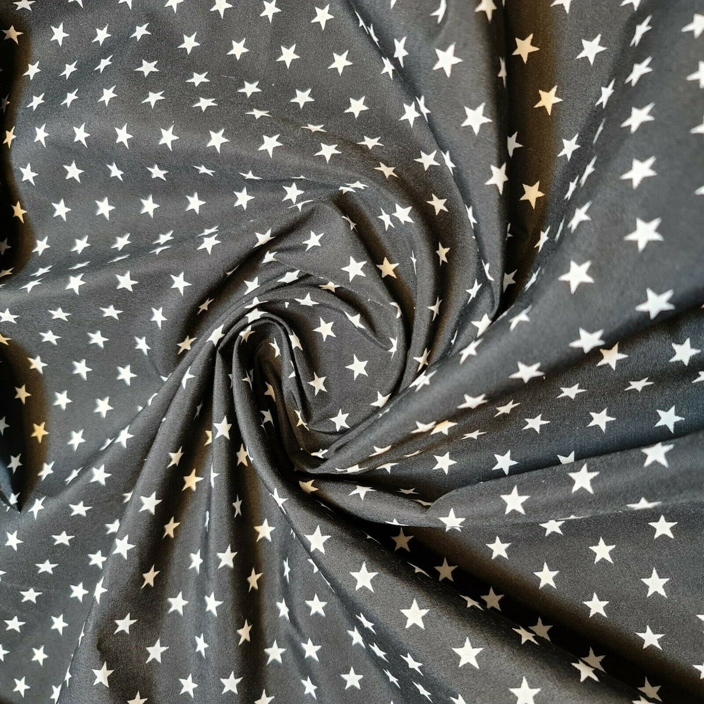 Printed Polycotton Fabric – 44" Wide – Floral, Animal, Nautical, Stars, Stripes, Fruit & Seasonal Craft Material by the Metre