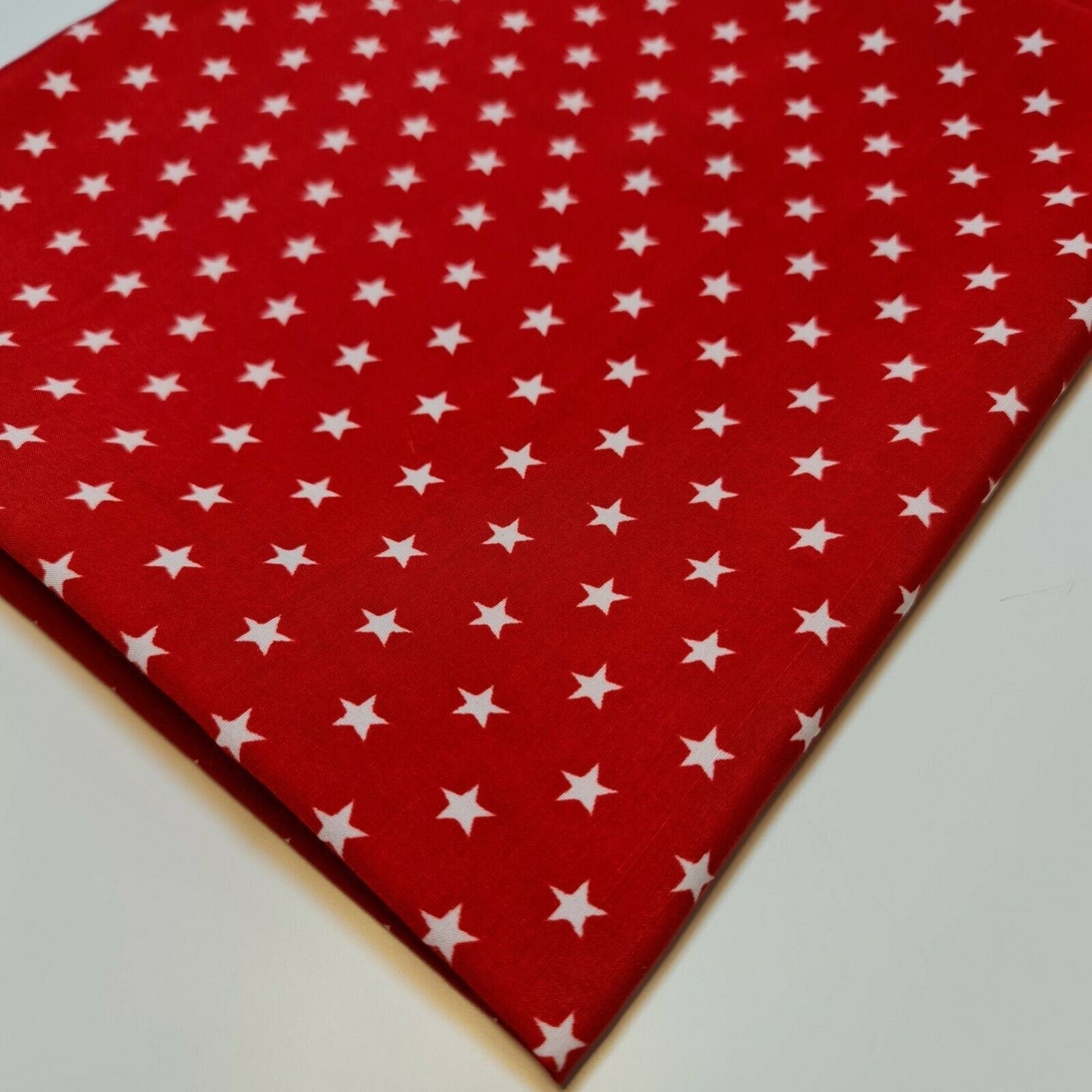 Printed Polycotton Fabric – 44" Wide – Floral, Animal, Nautical, Stars, Stripes, Fruit & Seasonal Craft Material by the Metre