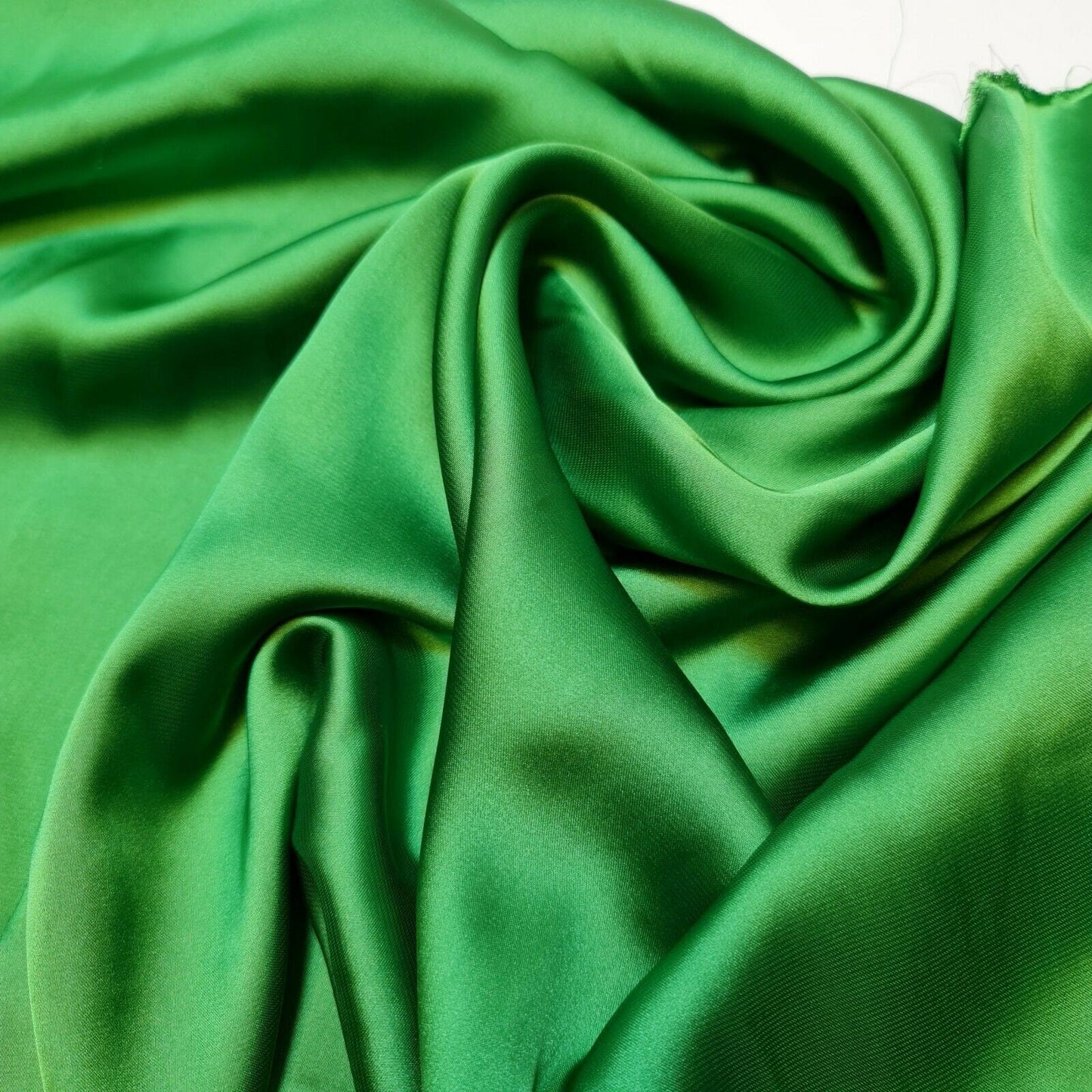 Silky Charmeuse Satin Fabric – 44" Wide Luxury Glossy Silk-Like Weave for Bridal Dress, Draping & Décor