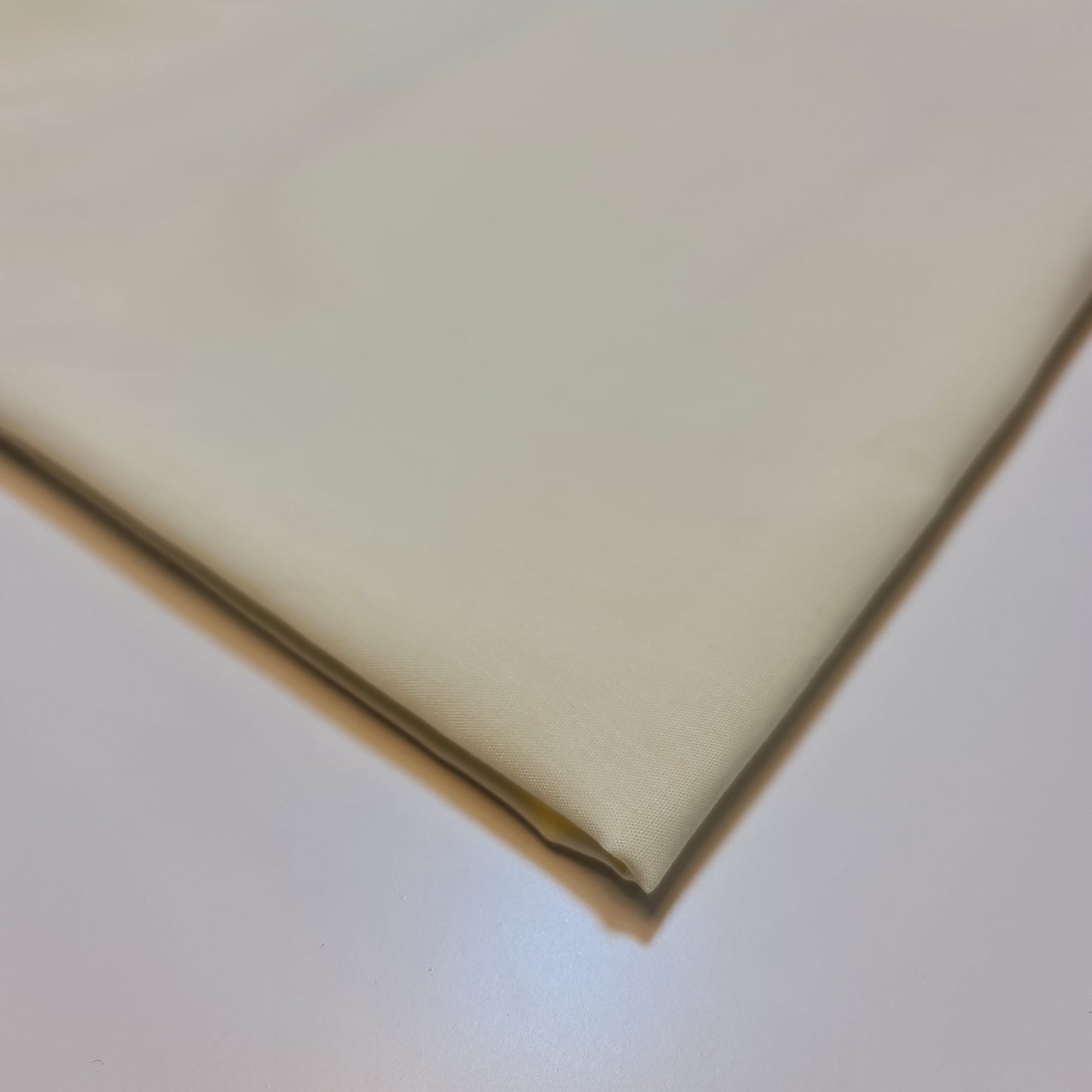 Plain Polycotton Fabric – 44" Wide Premium Dyed Material for Dressmaking, Crafts & Quilting